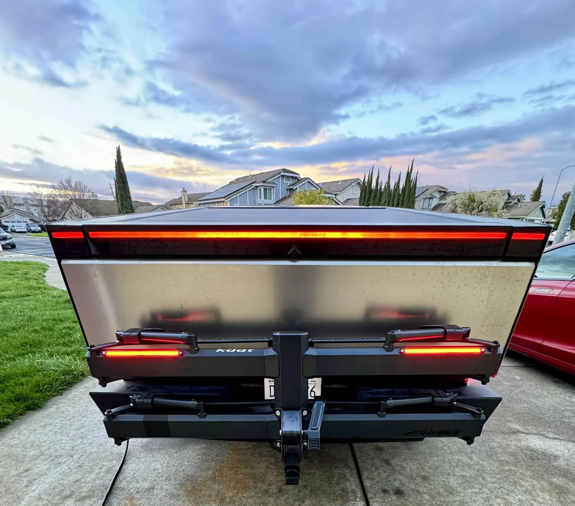 Tesla Cybertruck Kuat Bike Hitch Rack installed photos + mountain bike fully fit laying down in bed Cybertruck bike hitch rack Kuat 5