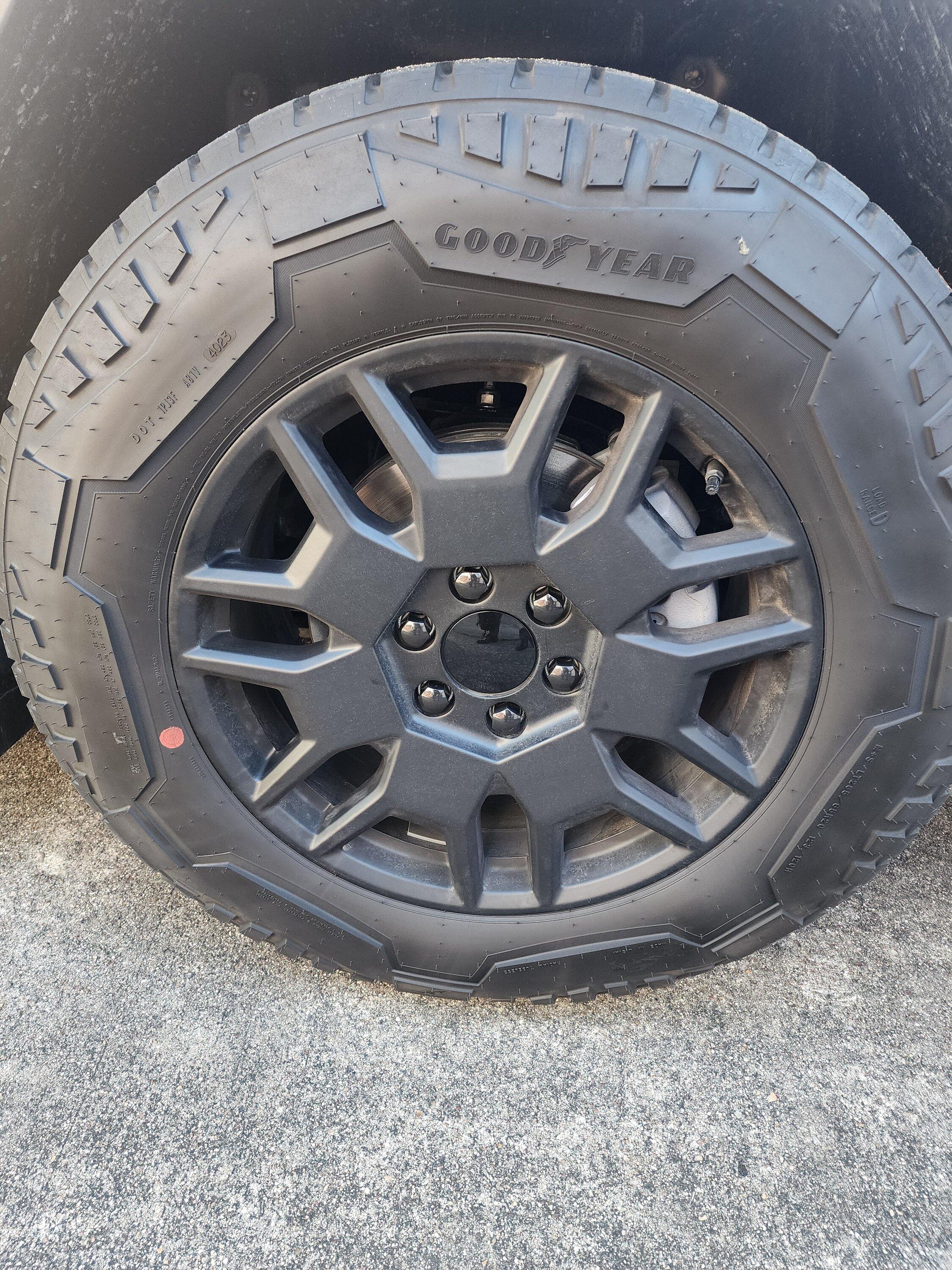 Tesla Cybertruck Center cap size 1000004514