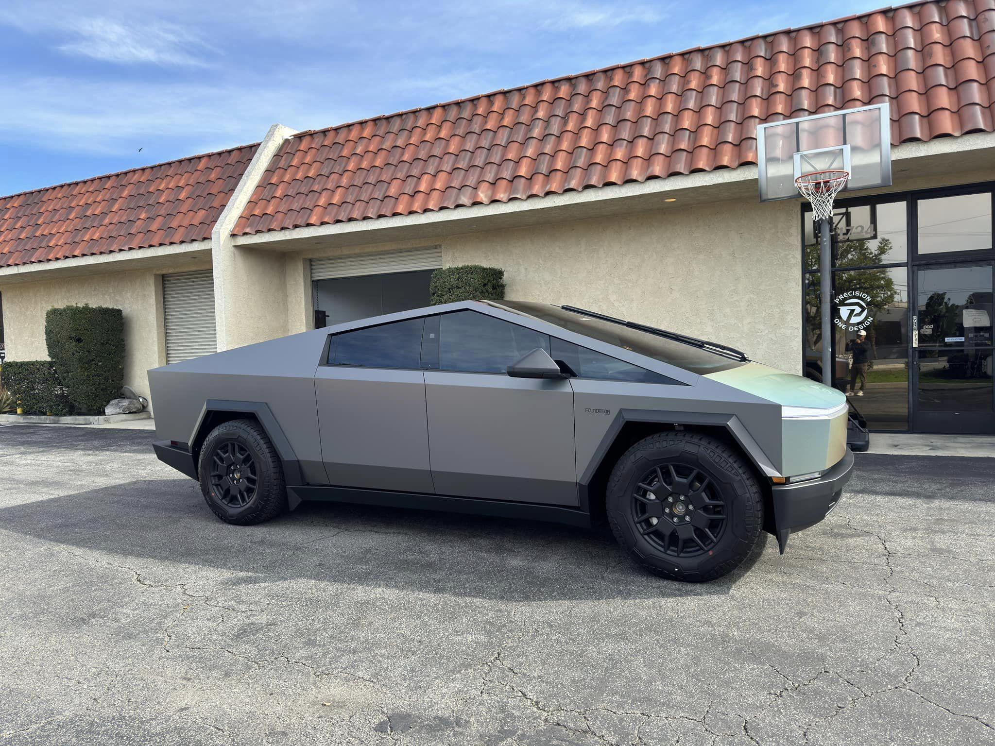 Tesla Cybertruck 3M 2080 Satin Flip Psychedelic Vinyl Wrap on Tesla Cybertruck Looks Amazing 3M 2080 Satin Flip Psychedelic Vinyl Wrap Cybertruck 4