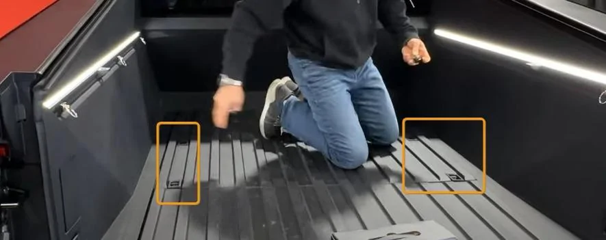 Tesla Cybertruck How to secure luggage in Cybertruck Bed ? mj3Cxlz