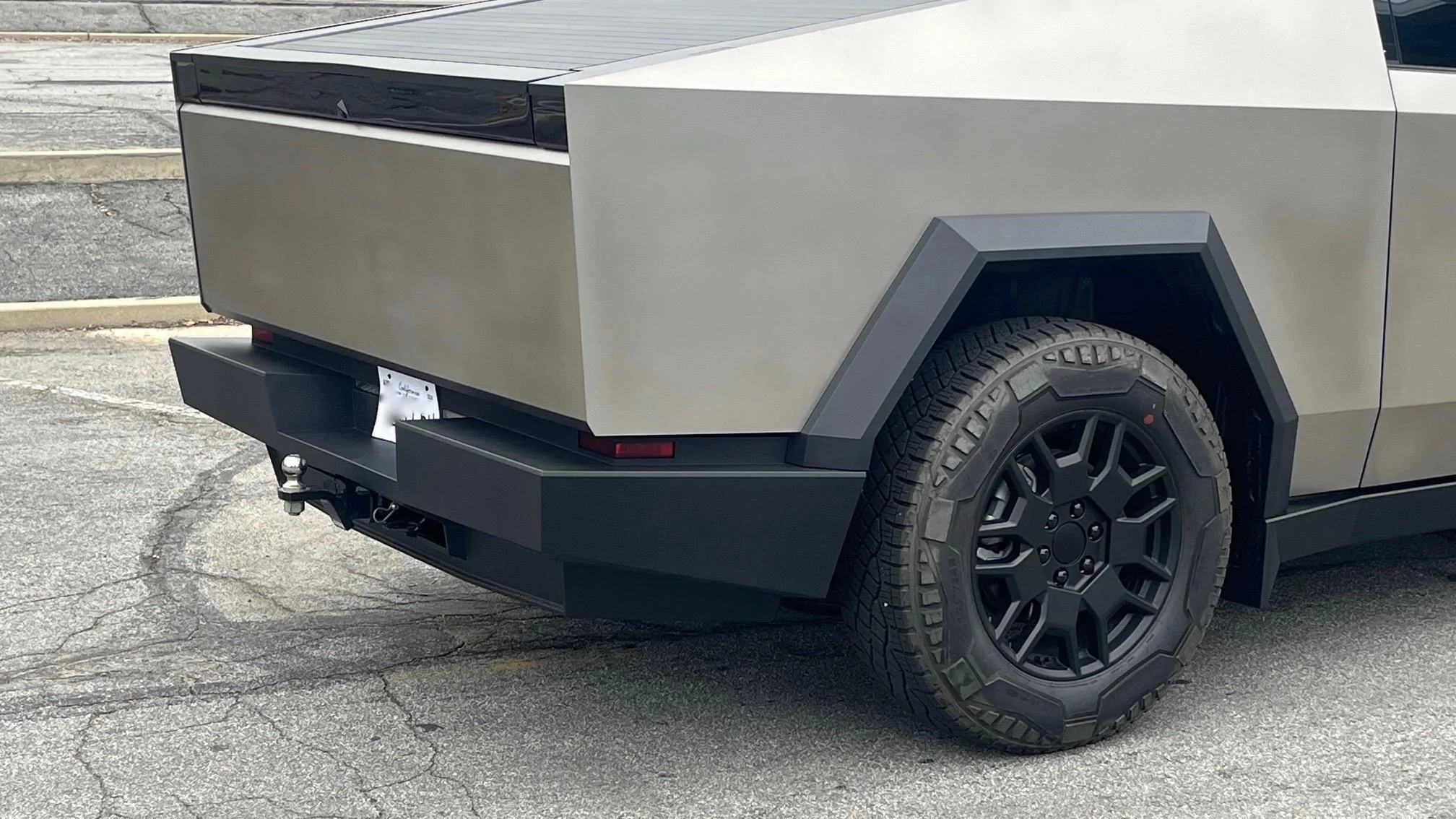 Tesla Cybertruck XPEL Stealth installed on my Cybertruck, looks nice IMG_0471