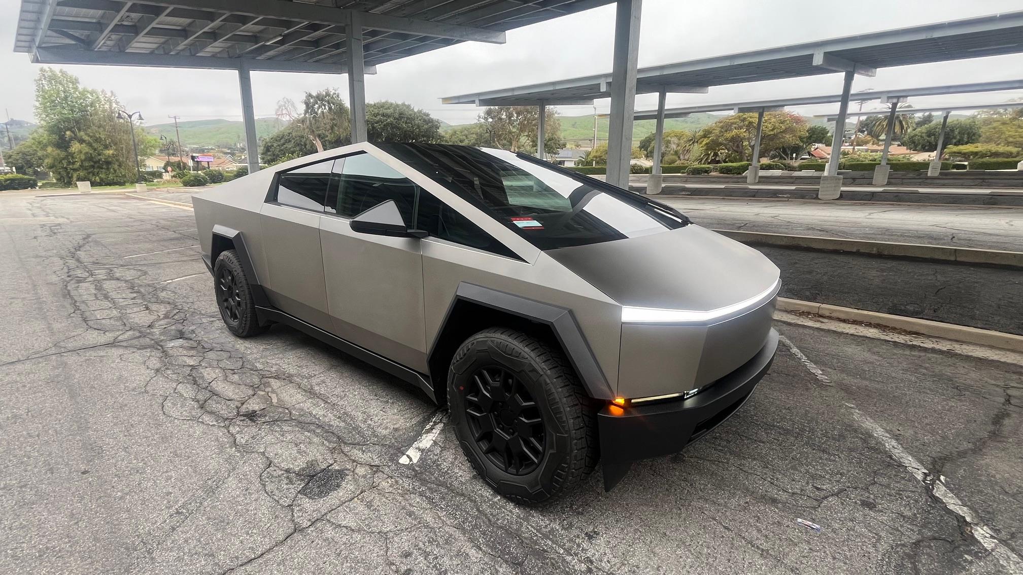 Tesla Cybertruck XPEL Stealth installed on my Cybertruck, looks nice IMG_0476