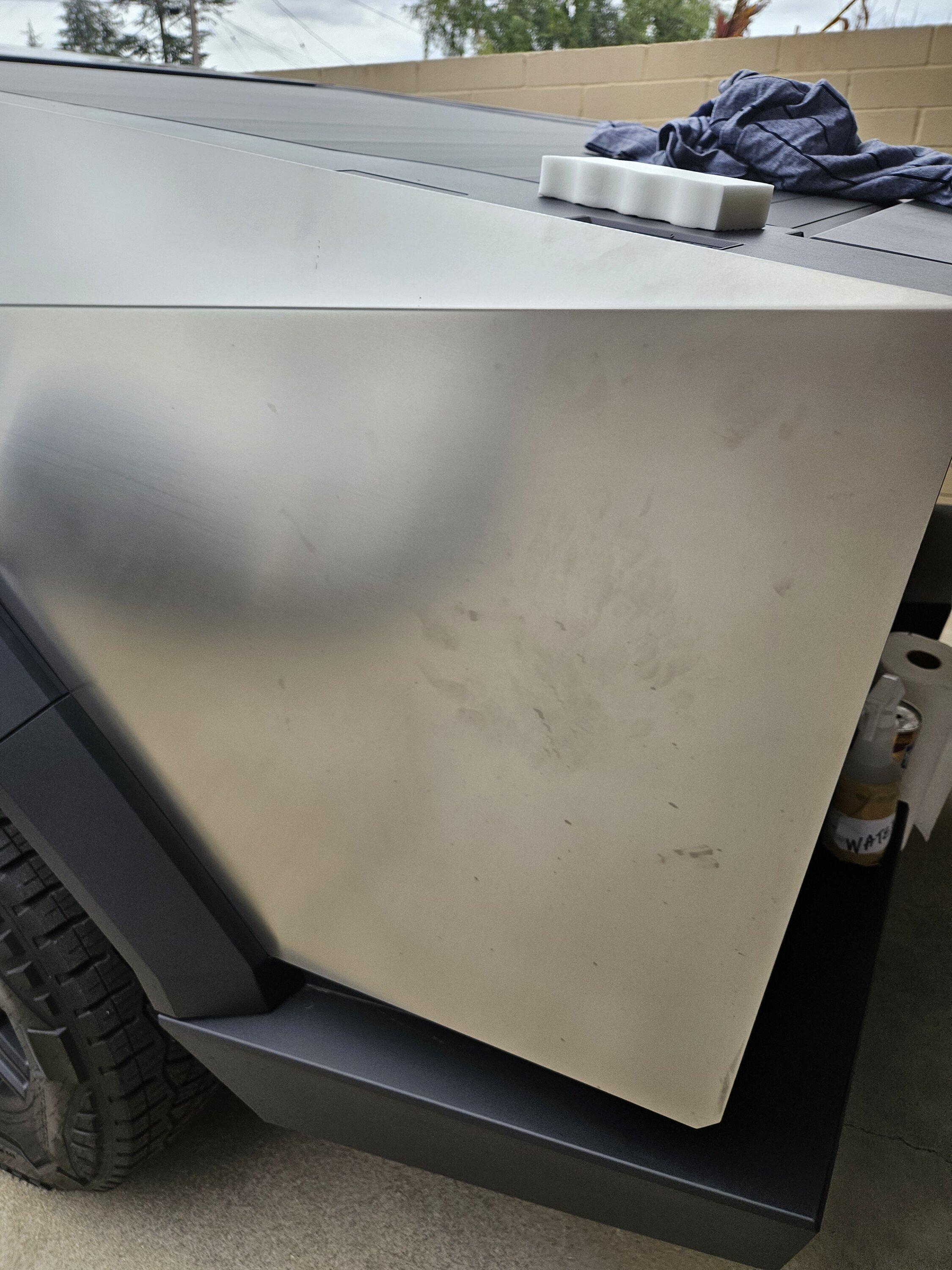 Tesla Cybertruck Initial cleaning test results - Shiela Shine and Magic Eraser 20240217_080551