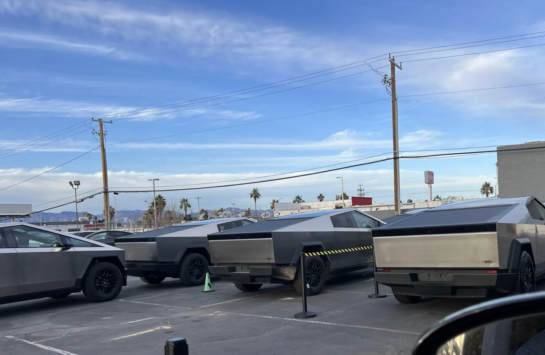 Tesla Cybertruck Cyberbeast waiting room 1000006392