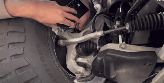 Tesla Cybertruck Tug of War: CyberTruck vs. diesel GMC Silverado (by Cyber Hooligan) zimage7524
