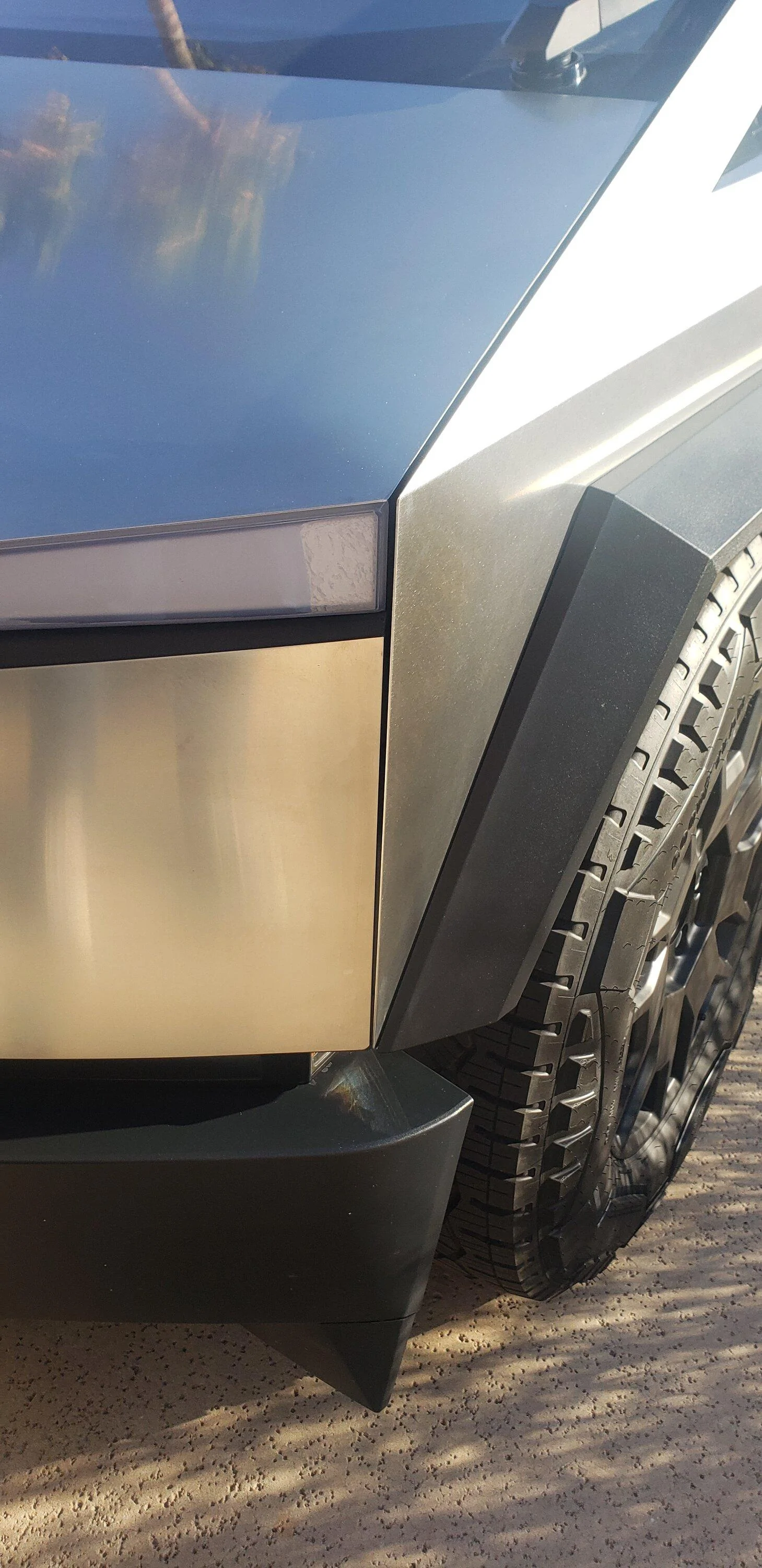 Tesla Cybertruck Common Issues -- & Resolutions from Tesla Service Center 20240301_084830