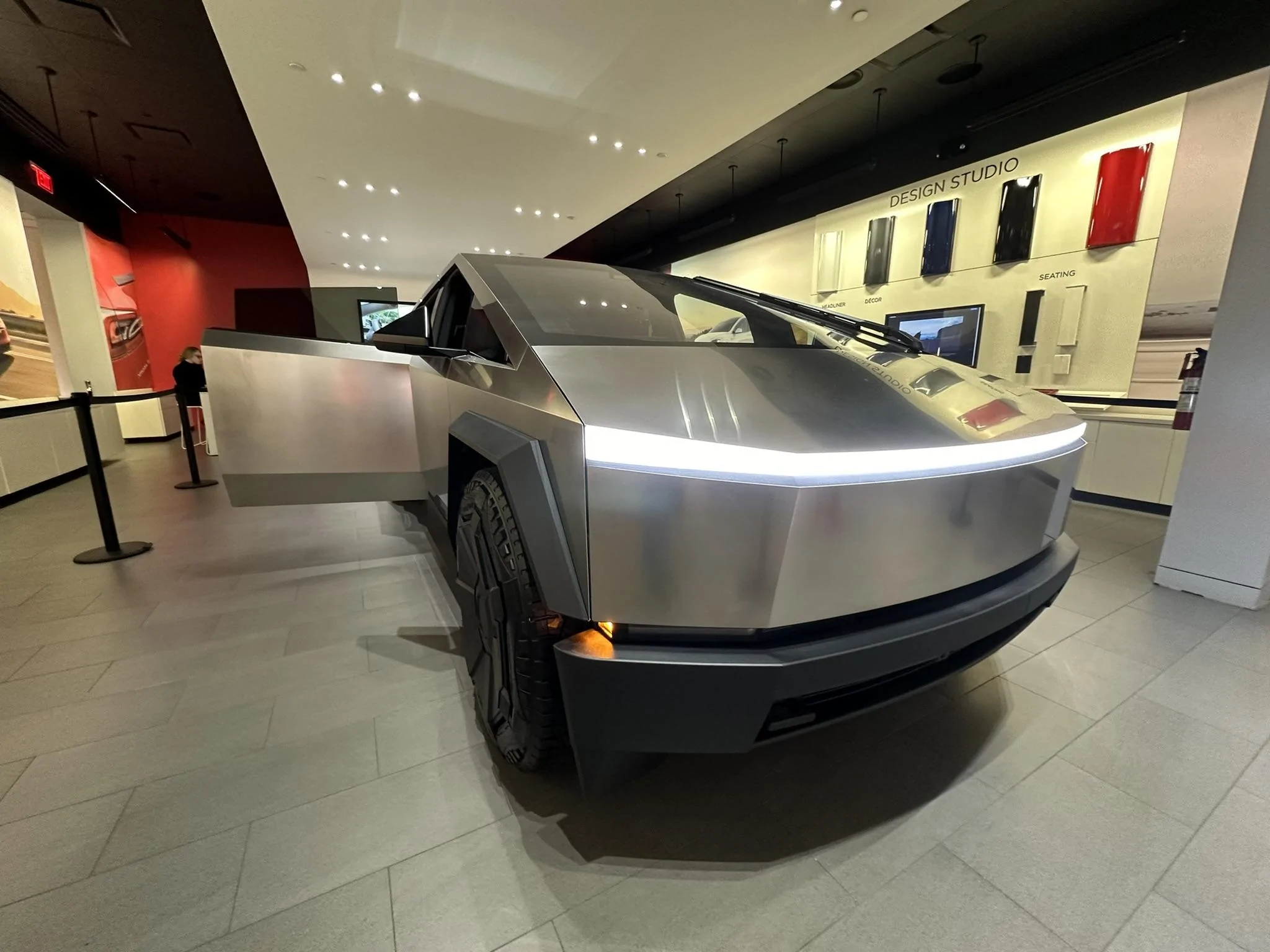 Tesla Cybertruck Where are my fellow RN1131's at? D836CAC9-16B7-4745-BF20-6CB36584F09A_1_102_o