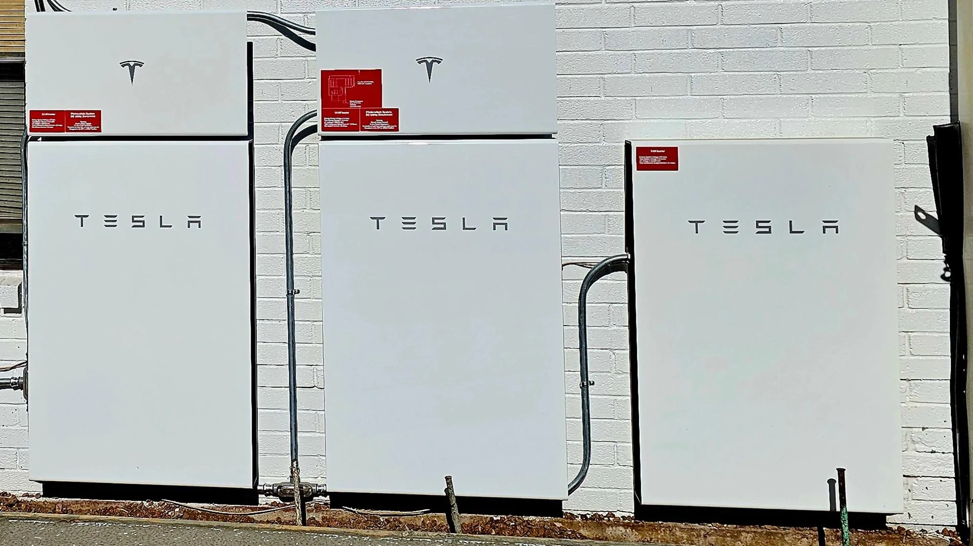 Tesla Cybertruck You can power your house with Cybertruck if you already have a Powerwall!! [confirmed by Drew Baglino of Tesla] 20231210_115926