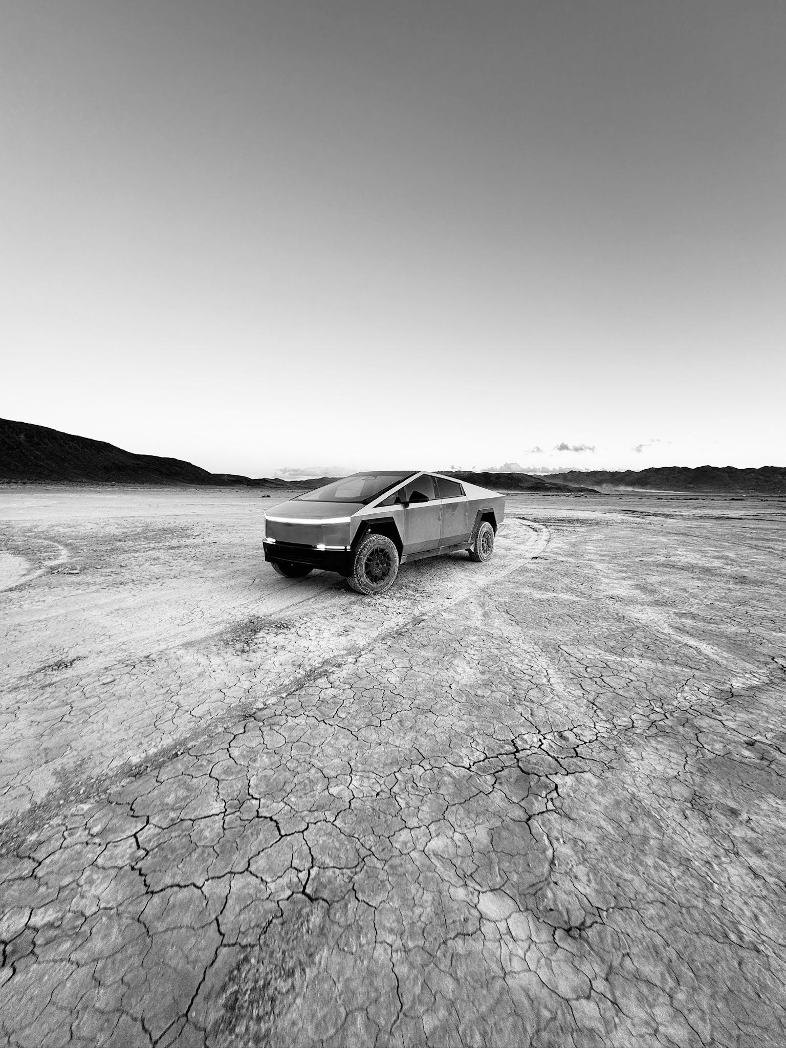 Tesla Cybertruck Desert Trip - Sunfair Lake Bed with CyberBeast in Off-Road Baja Mode IMG_0213.JPG