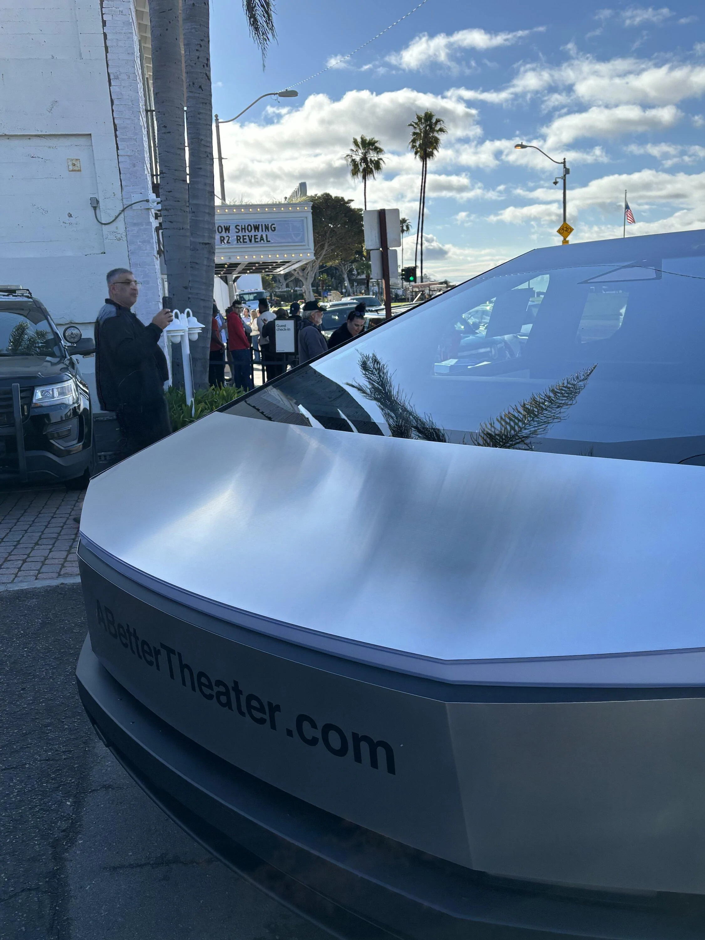 Tesla Cybertruck Cybertruck crashes R2 Reveal!! IMG_0343
