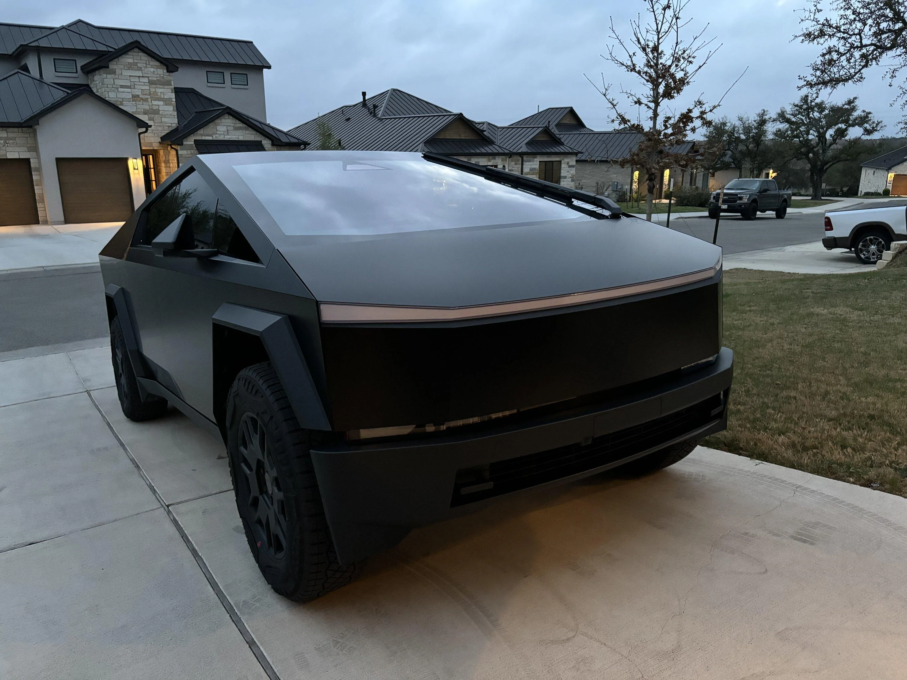 Tesla Cybertruck PPF Wrap -- STEK DYNOmatte done IMG_5244