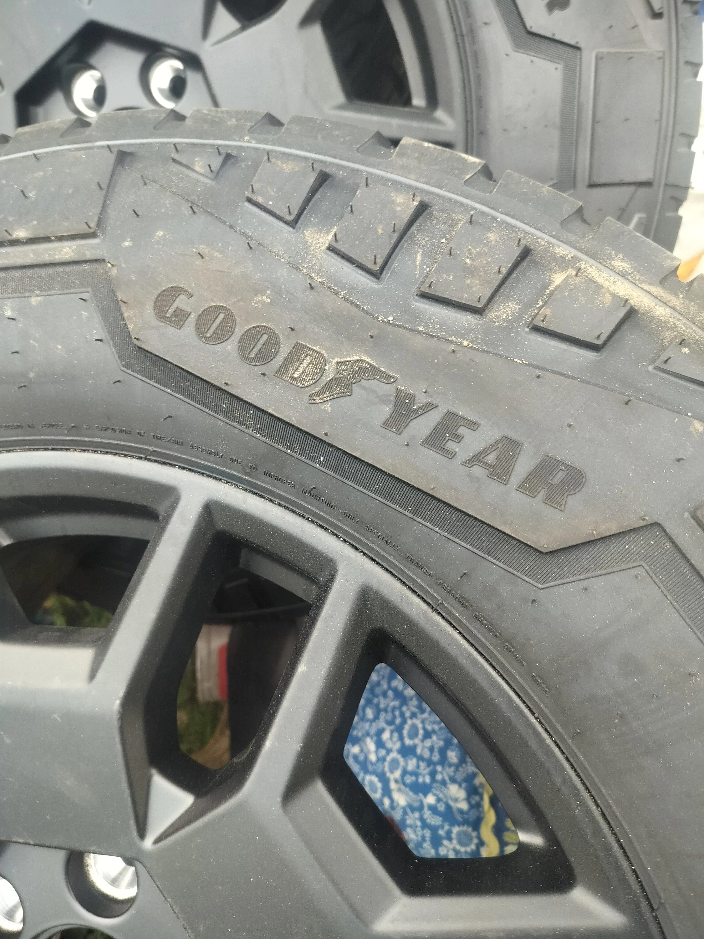 Tesla Cybertruck Where to buy Cybertruck's Goodyear factory tires? 17101153857547640853964238840226