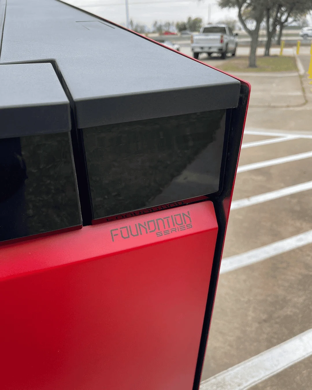Tesla Cybertruck First liquid PPF "painted" Cybertruck in Rosso Ferrari Red 1710193232328