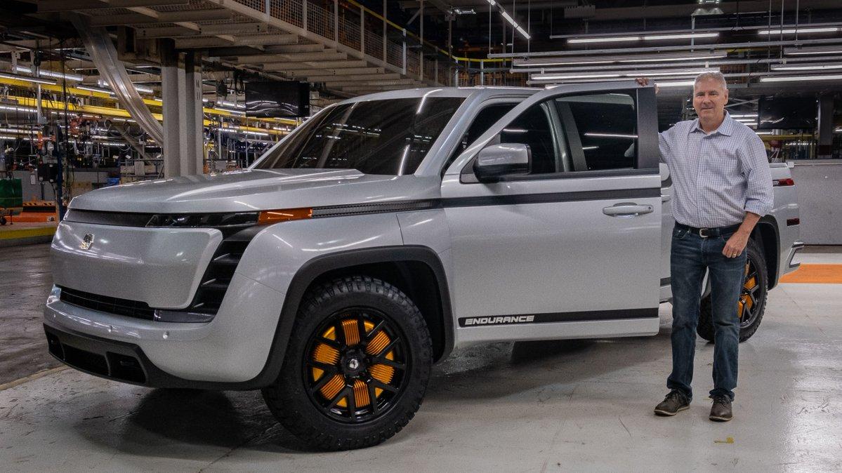 Tesla Cybertruck What does the year 2021 hold for electric cars? Lordstown-motors-electric-pickup-prototype-4