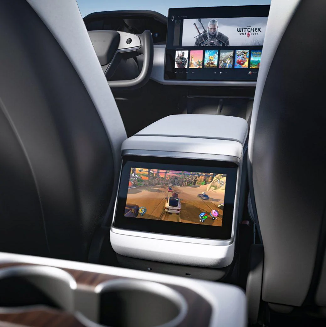 Tesla Cybertruck Model S features to Cybertruck? S_Game_from_Anywher