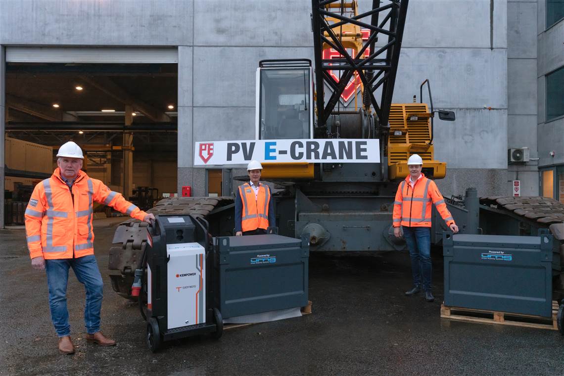 Tesla Cybertruck Electric Construction Equipment News 20210128-150939-PRINT-Volker-WesselsPVECrane02