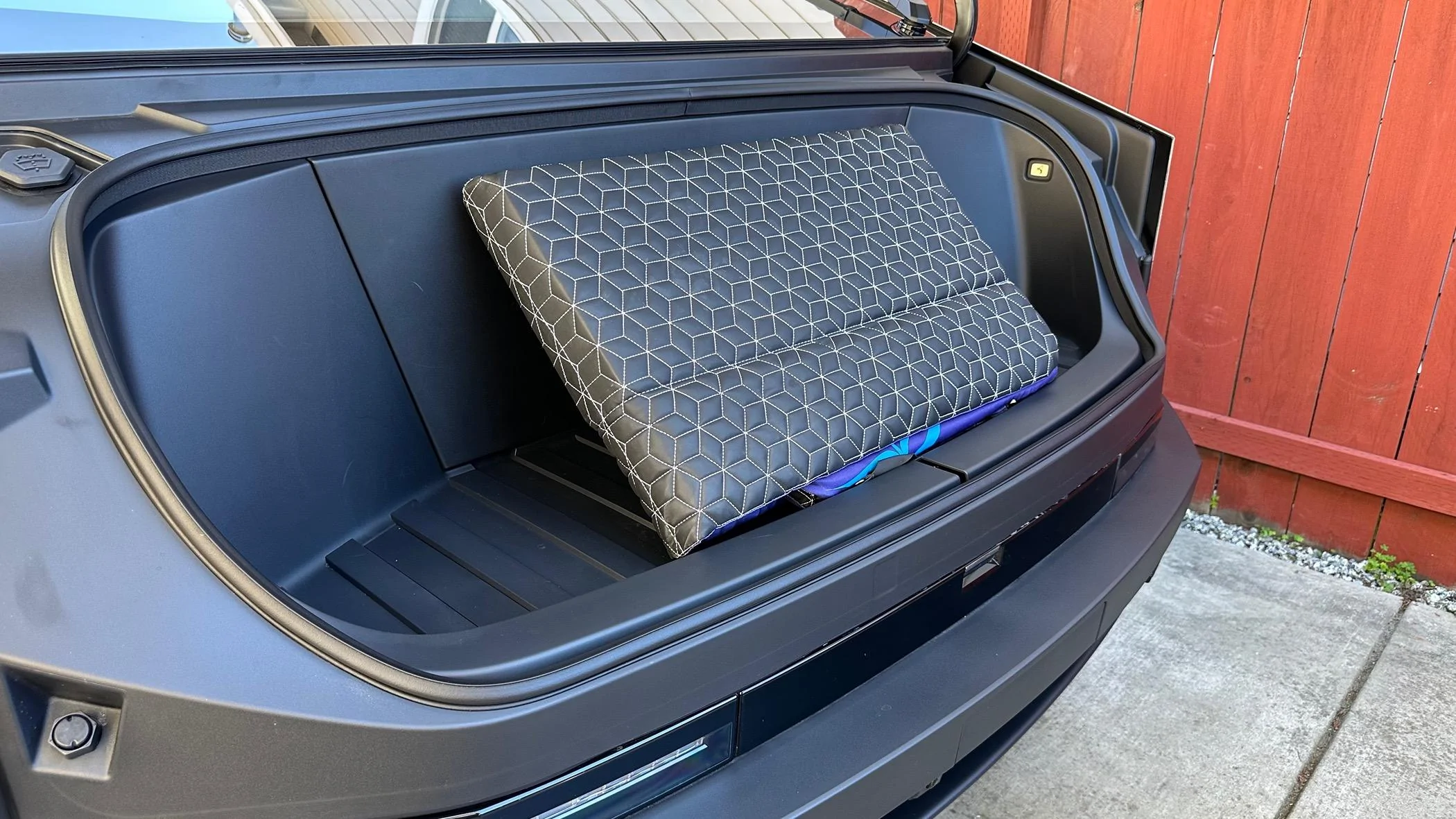 Tesla Cybertruck Cybertruck bed mattress solution - EXPED 72"x25.6"x3" air mattresses + BougeRV 2900 BTU heat pump IMG_5316
