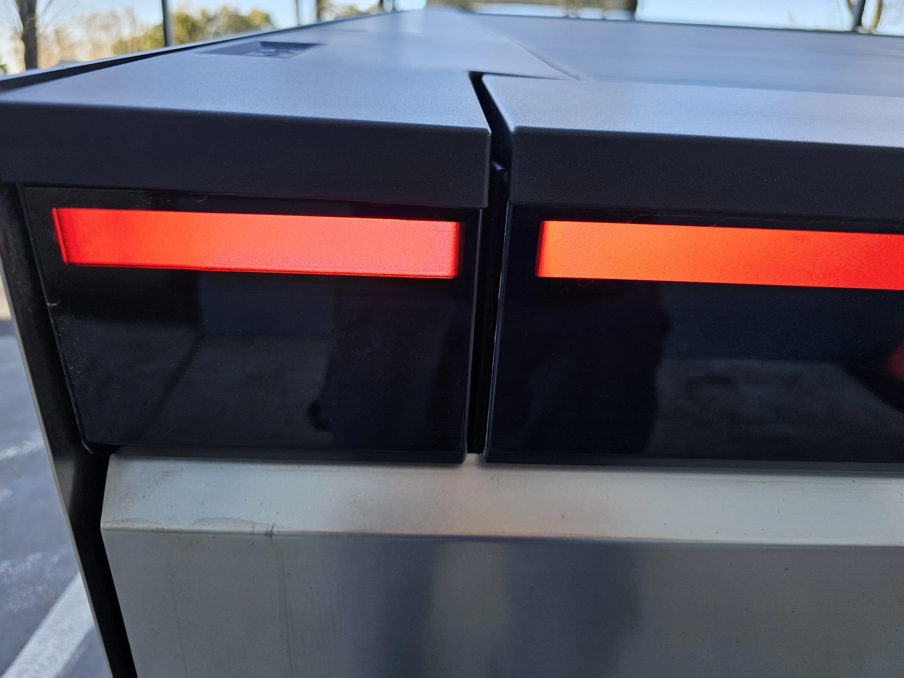 Tesla Cybertruck Delivery today in Sunnyvale. (2+ hr waiting time, and more) 20240316_171821