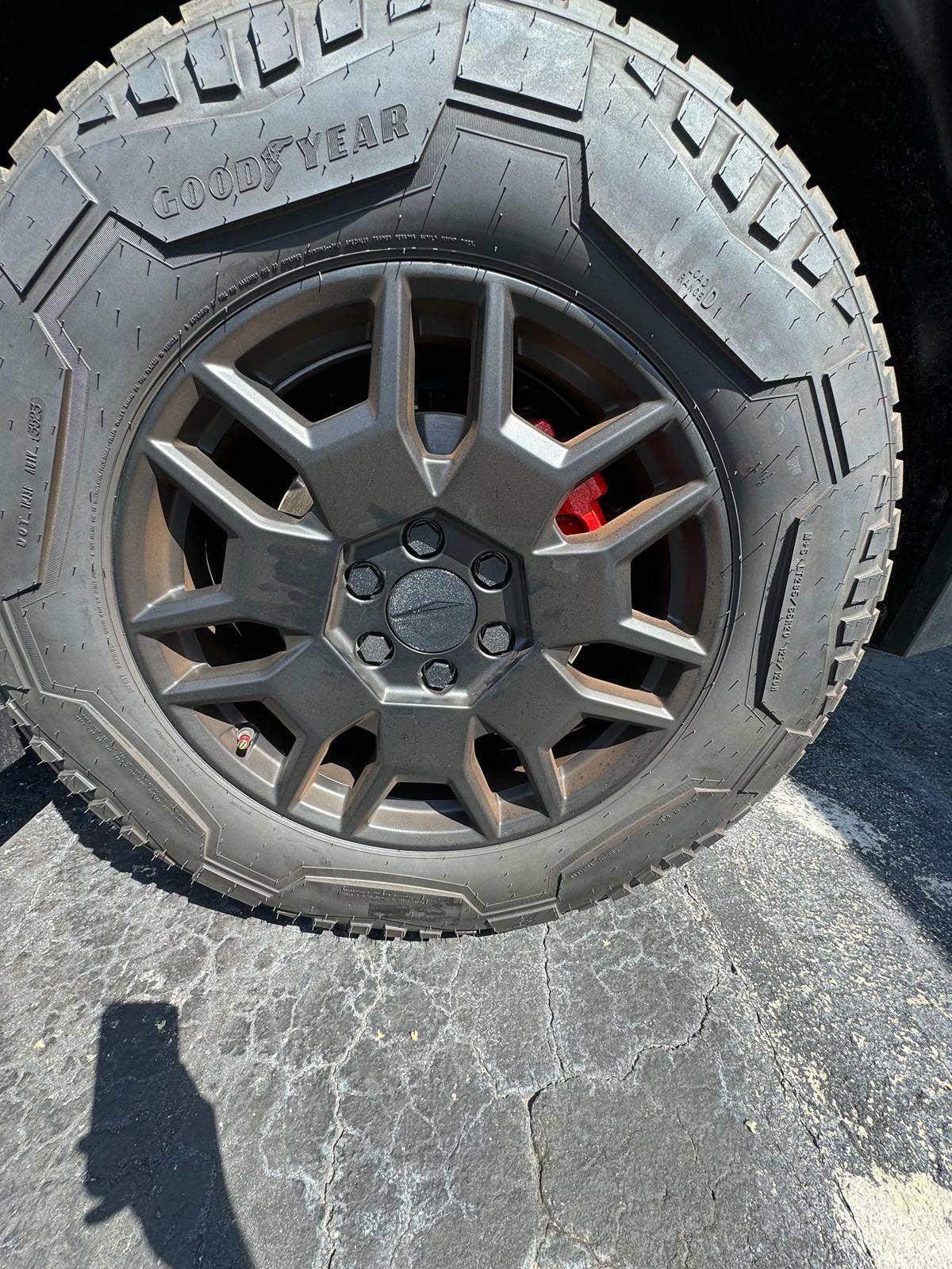 Tesla Cybertruck Aftermarket Cybertruck Wheel Center Caps installed photos IMG_6045
