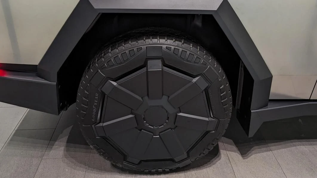 Tesla Cybertruck WTB: Cybertruck Aero Wheel Covers. IMG_2432