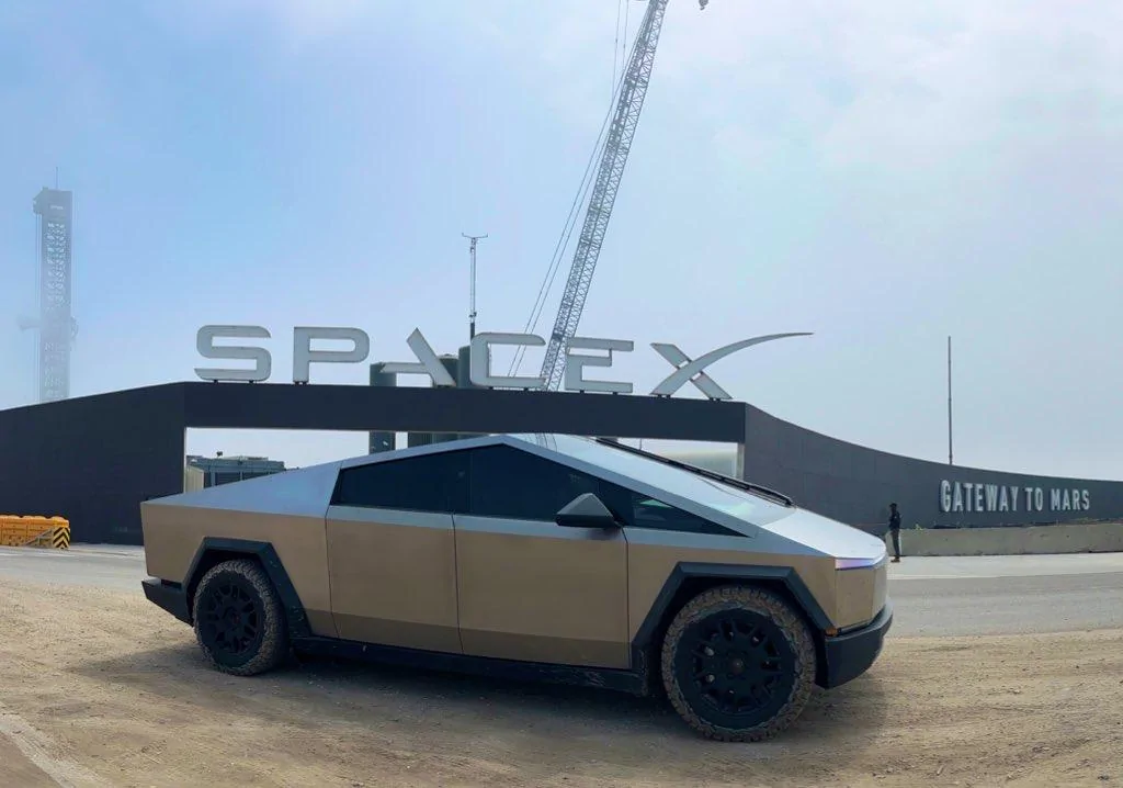 Tesla Cybertruck My Cybertruck experience after 2 Weeks, +6400 Miles and over-landing adventure in Utah at-starbas