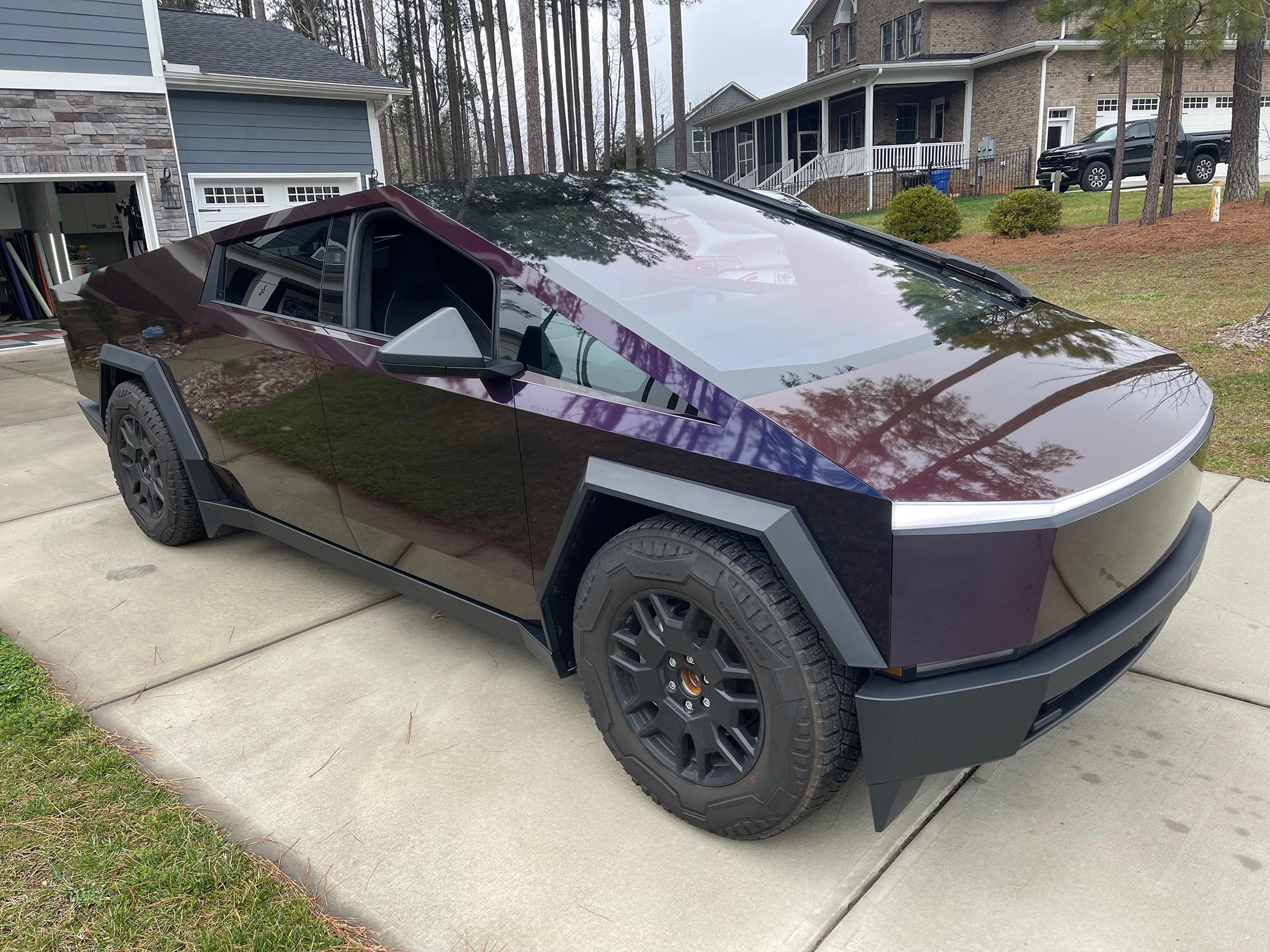 Tesla Cybertruck Daily random Cybertruck photos thread - Post Yours! 📸 🤳 IMG_6023