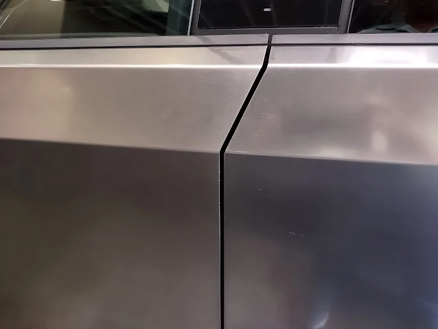 Tesla Cybertruck Two Cybertrucks at Eggstravaganza CY_ypipI5H6eDJ3MLc4Oa=w638-h479-s-no-gm?authuser=0