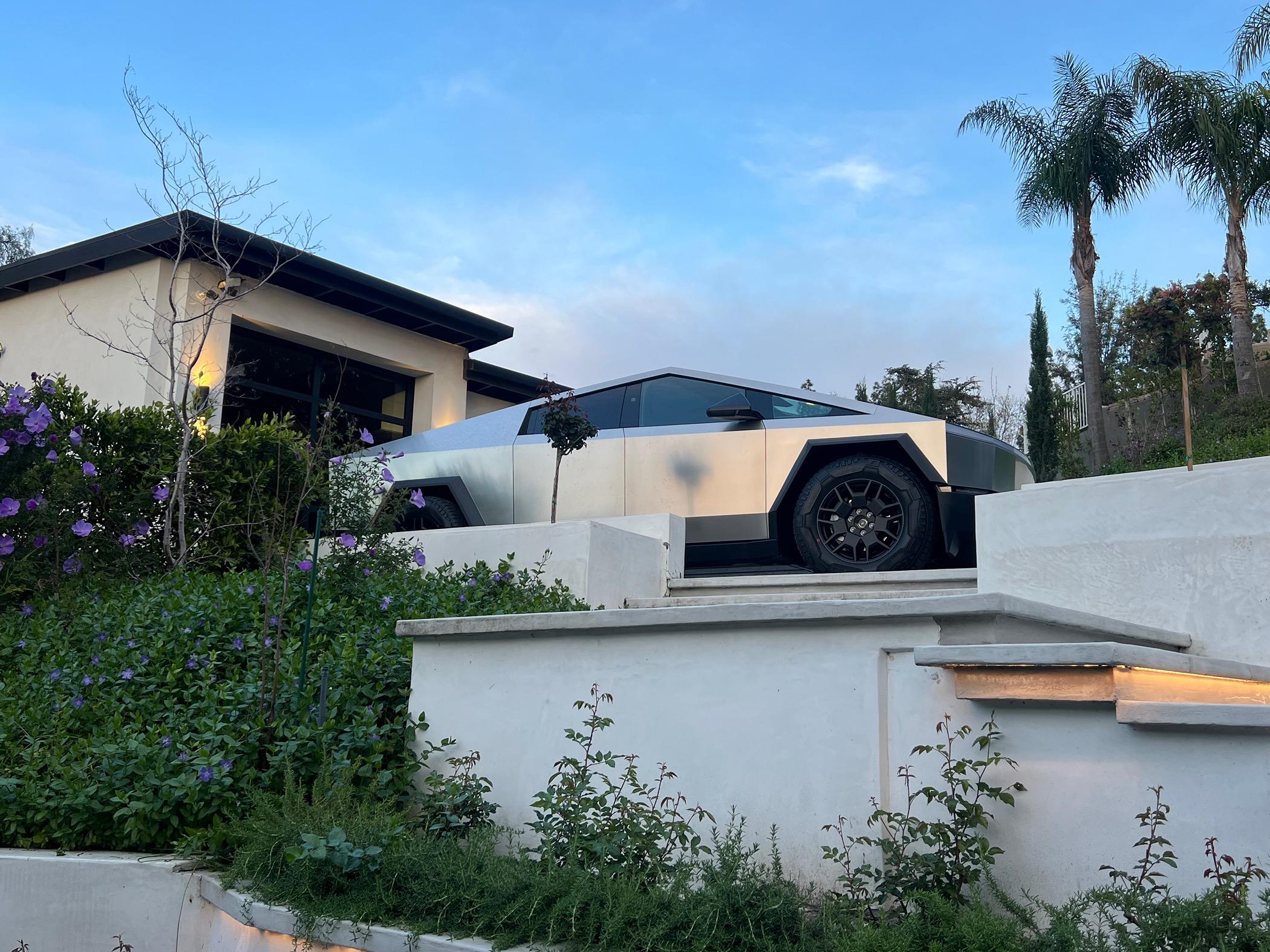 Tesla Cybertruck Cybertruck OWNERS List & Stats [Add Yours]! ✍🏻 IMG_5159