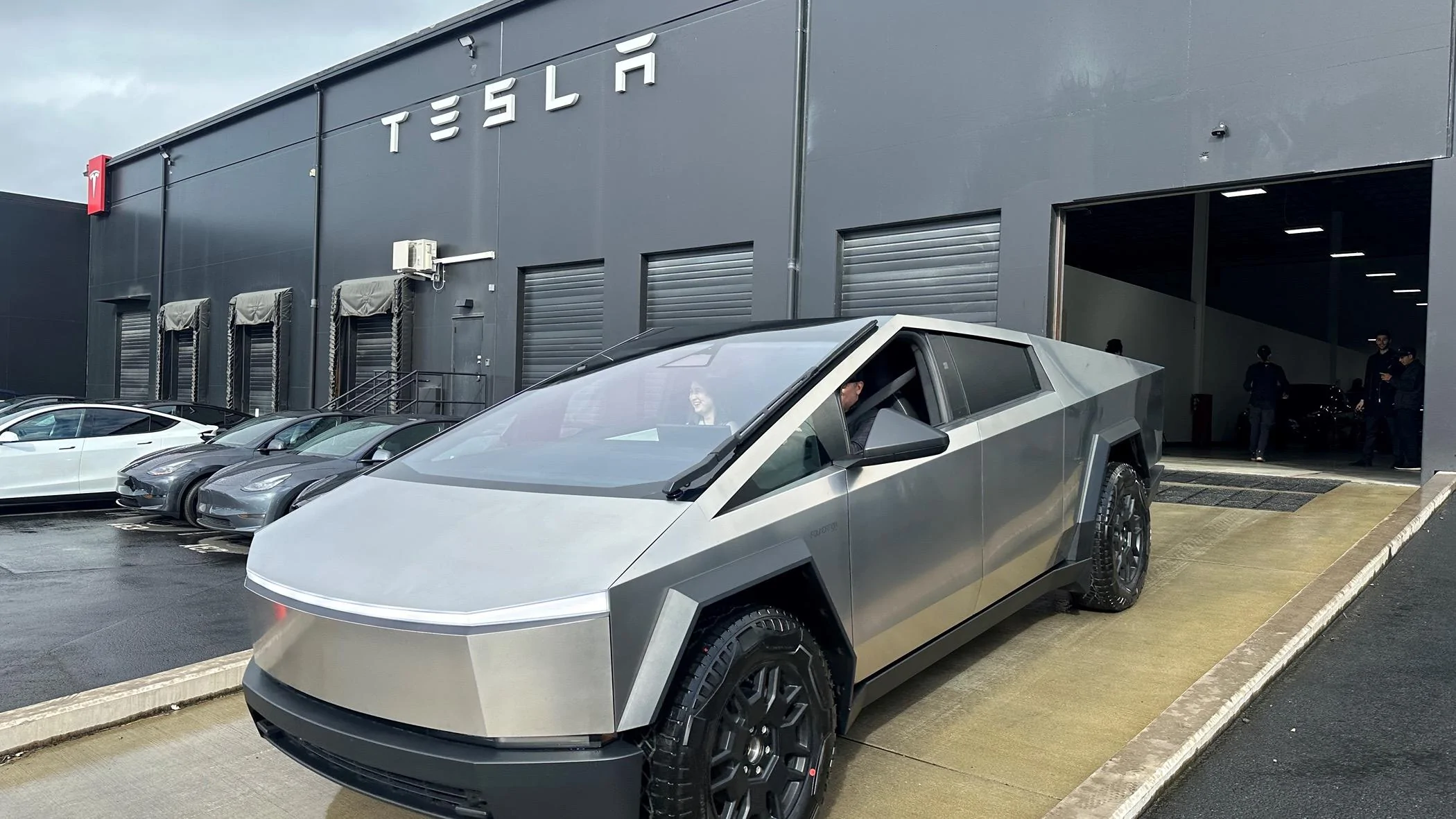 Tesla Cybertruck Delivery Day Experience - 3/25 @ Fife SC, WA! IMG_3732