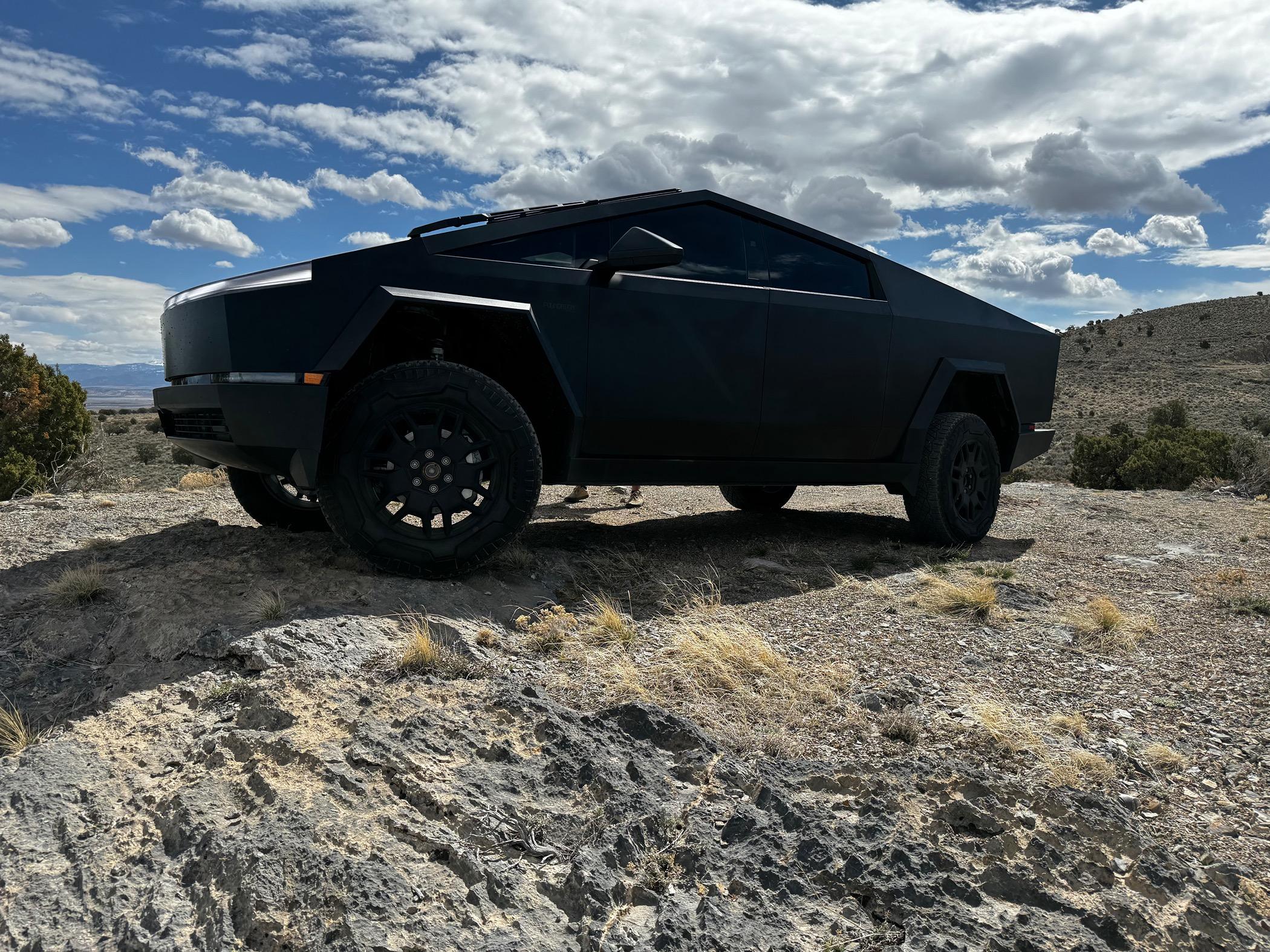 Tesla Cybertruck My first off-road trip in Cybertruck (Southern Utah) -- high speed runs + rock crawling IMG_0350