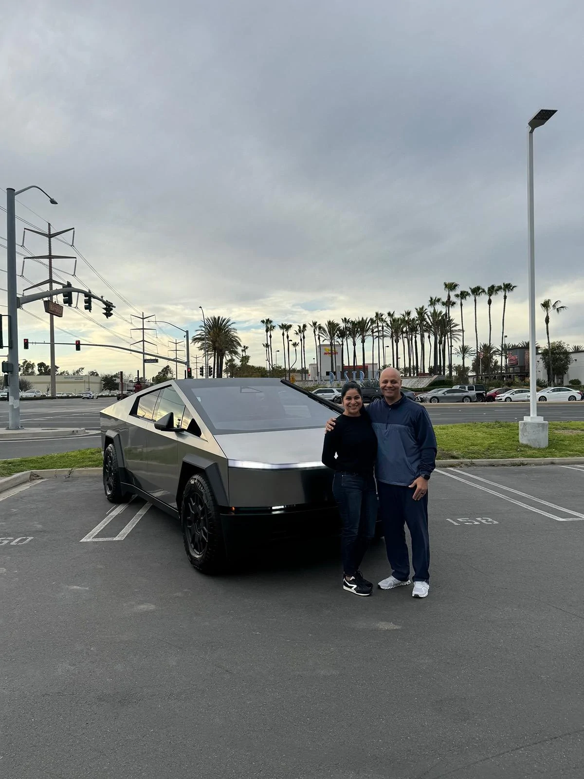 Tesla Cybertruck Delivery Day Irvine Ca. 3/25 [Updated with delivery photos!] img_0801-jpeg