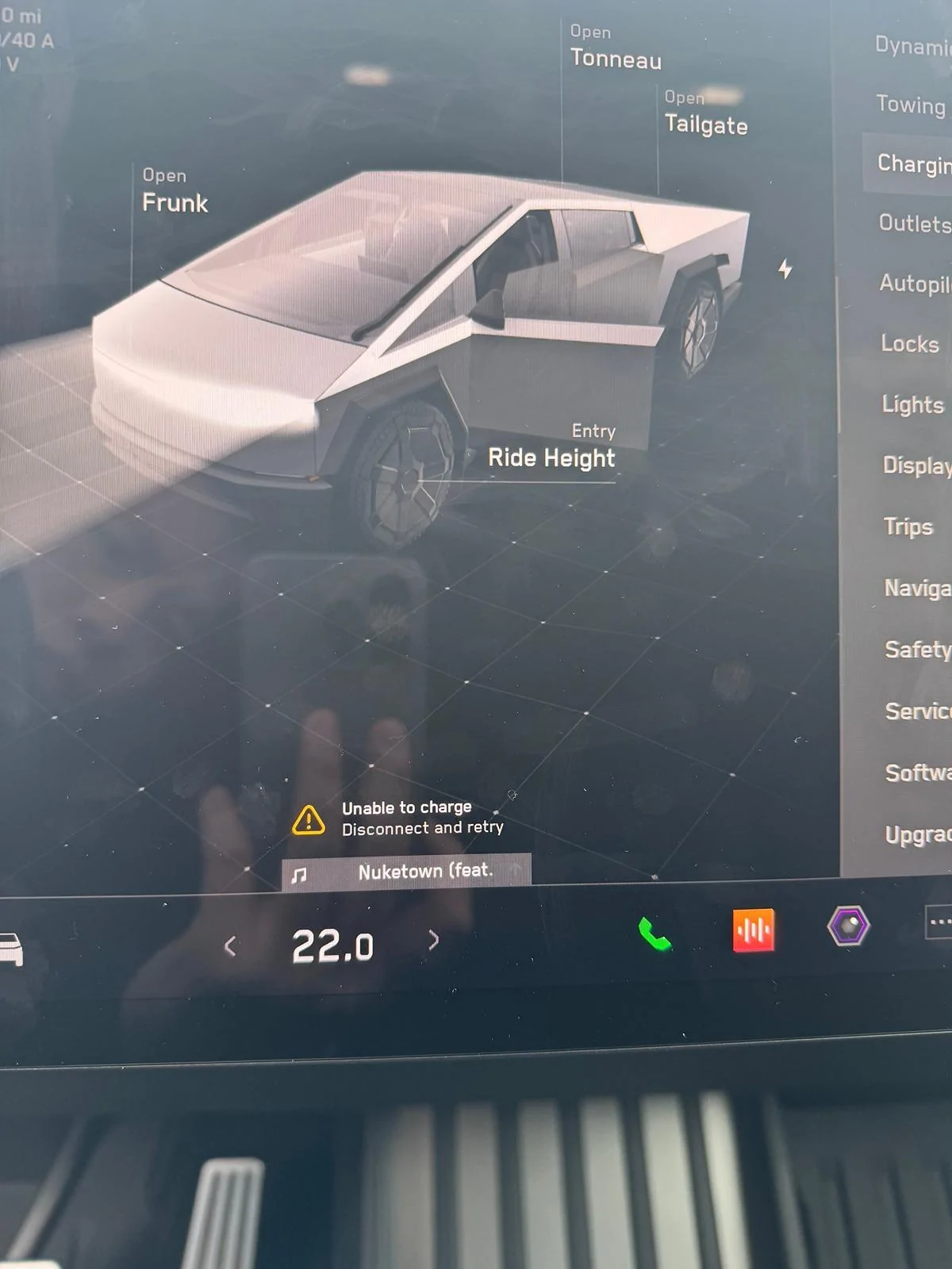 Tesla Cybertruck Error on my CT after 300 miles --- it won't charge 393da3c0b496a122caf2a344524054a