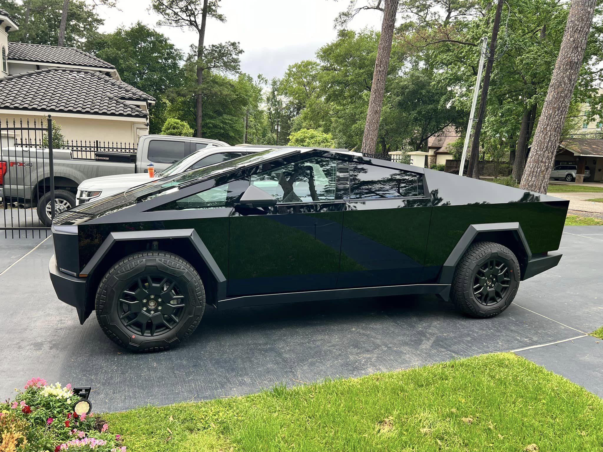 Tesla Cybertruck UPPF Mirror Black Gloss Wrap on Cybertruck UPPF Mirror Black Gloss Wrap 3