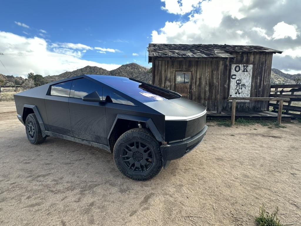 Tesla Cybertruck Owners With Tinted Windshield In OC, SoCal: Where Did You Get It Done? 755BAFA6-4B9E-4062-BD2A-E65350244E51_1_105_c