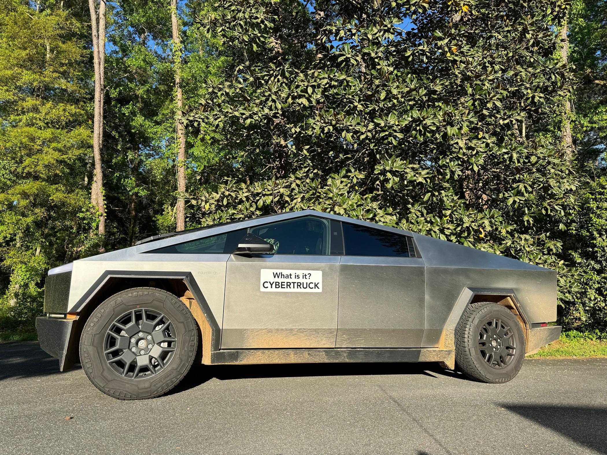 Tesla Cybertruck What properties has the SS 300x got? IMG_0757