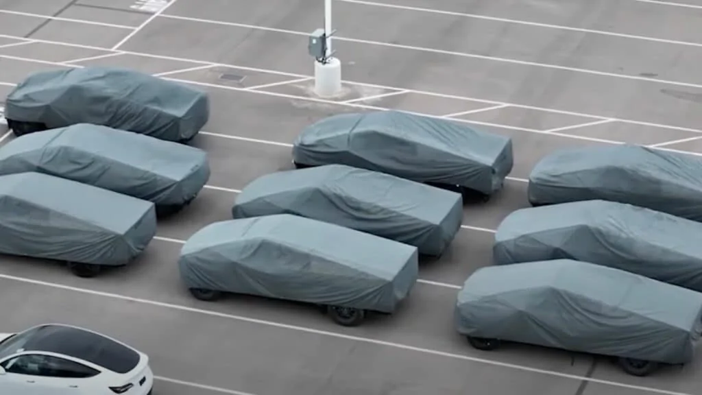 Tesla Cybertruck What Size is Vehicle Cover For Cybertruck? Reselling-Frenzy-A-Lucrative-Opportunity-1024x576