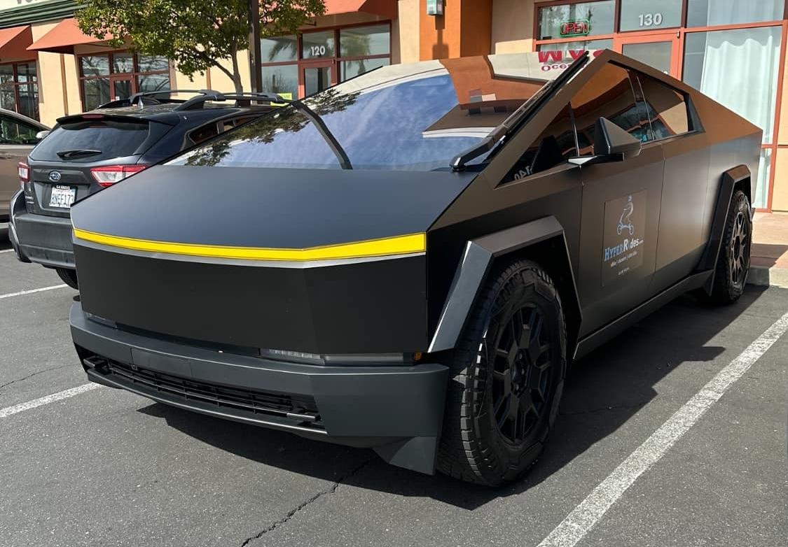 Tesla Cybertruck Yellow front lightbar on satin black Cybertruck Yellow front lightbar on satin black Cybertruck