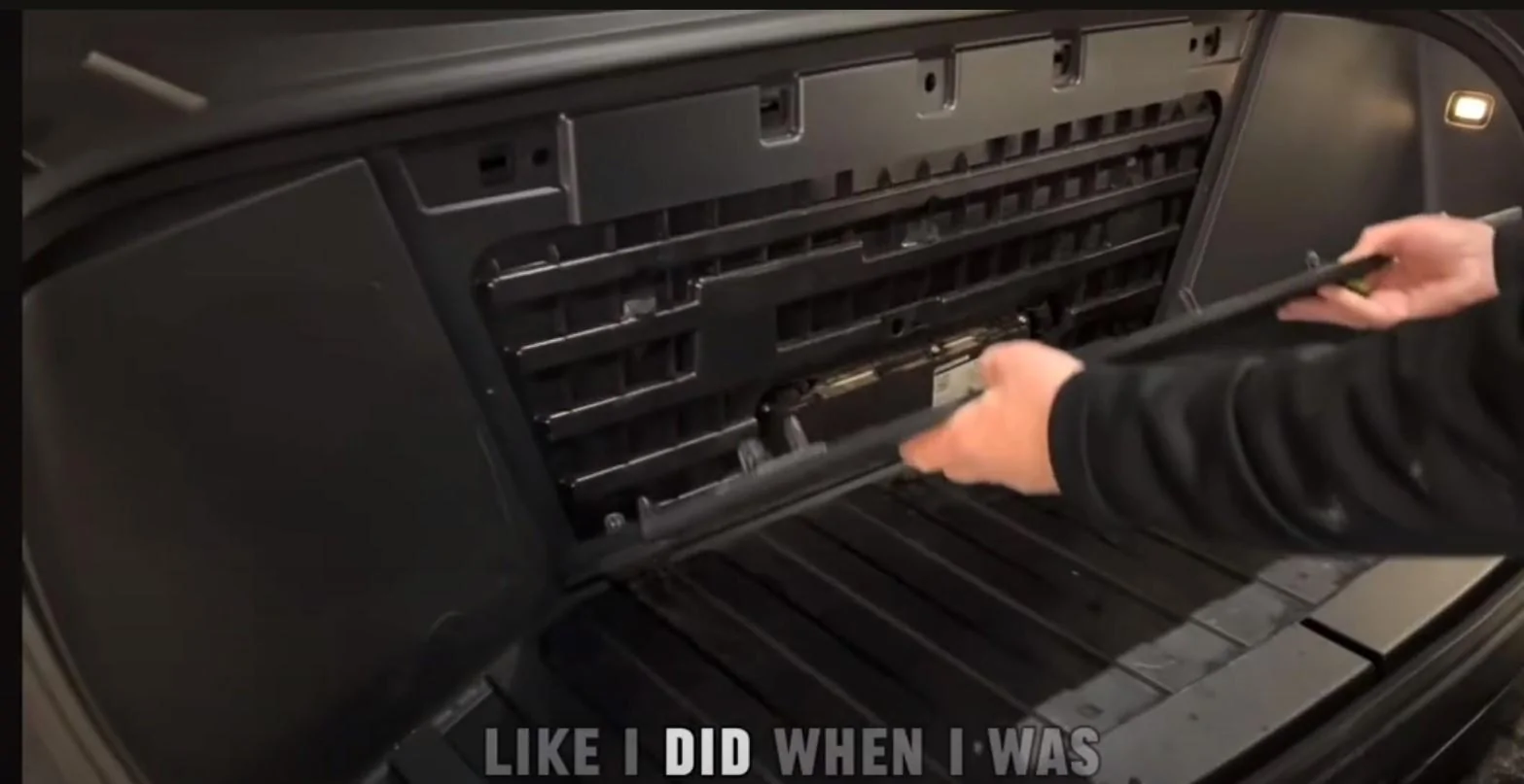 Tesla Cybertruck Cybertruck Thermal Management: A Departure From Previous Tesla Models [Teardown by Sandy Munro Live] Frunk Air Filter