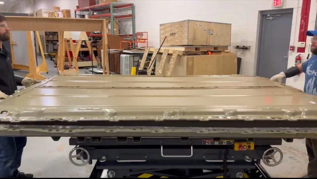 Tesla Cybertruck Battery Pack Teardown Photos Reveals Empty Spaces (Sandy Munro Live) IMG_5906