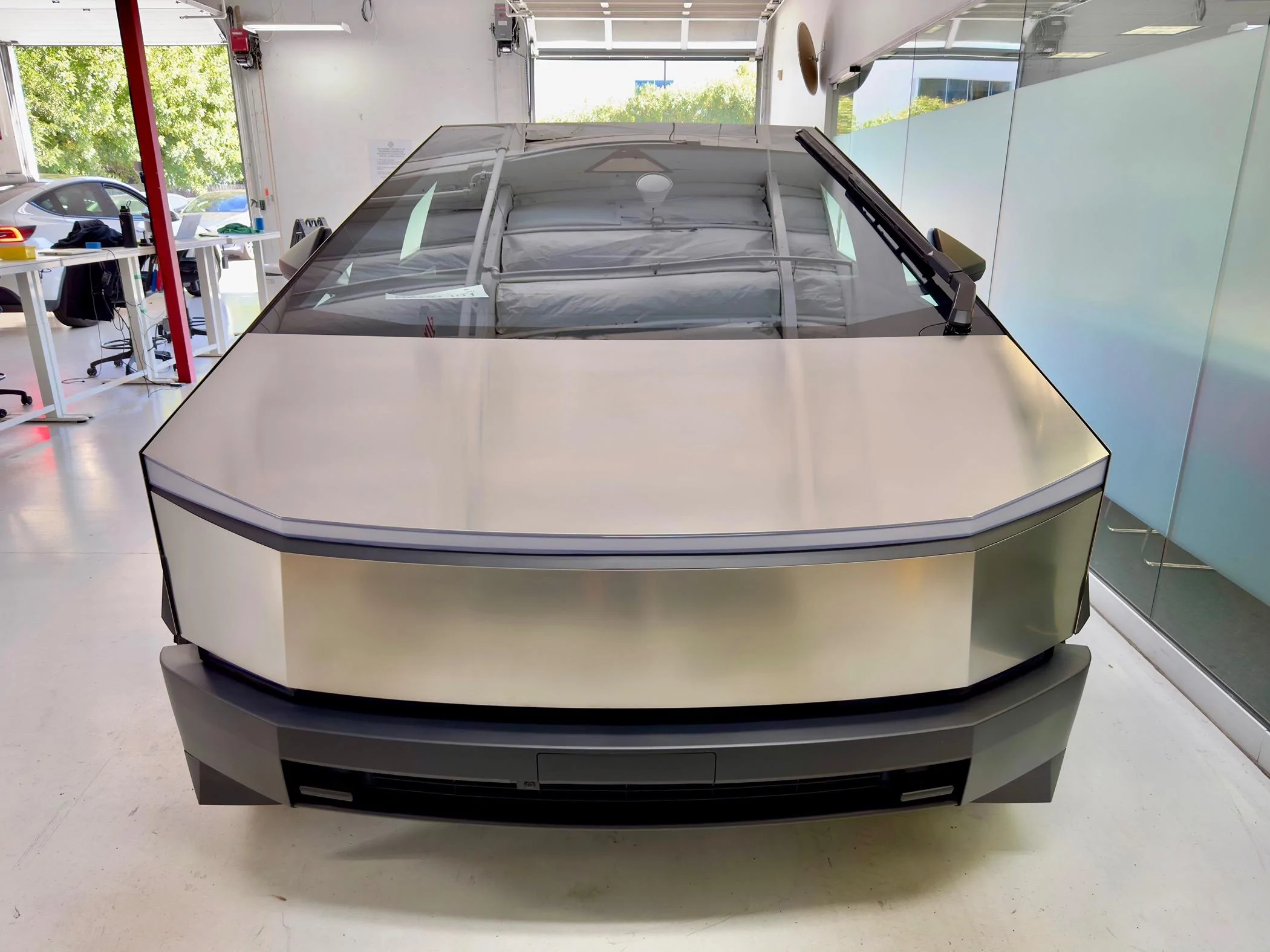 Tesla Cybertruck New TSB Service Bulletin - Frunk Seal (Retrofit Frunk Aero Seal) image1