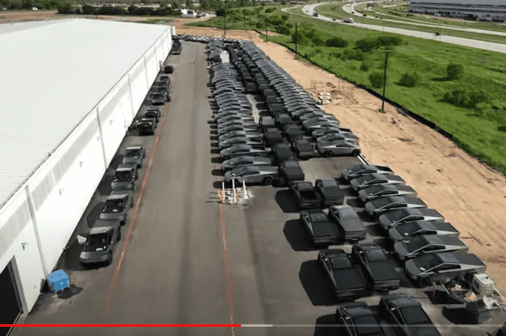 Tesla Cybertruck So something is wrong in Austin ... CyberTruck backlog 1713085107970-2d