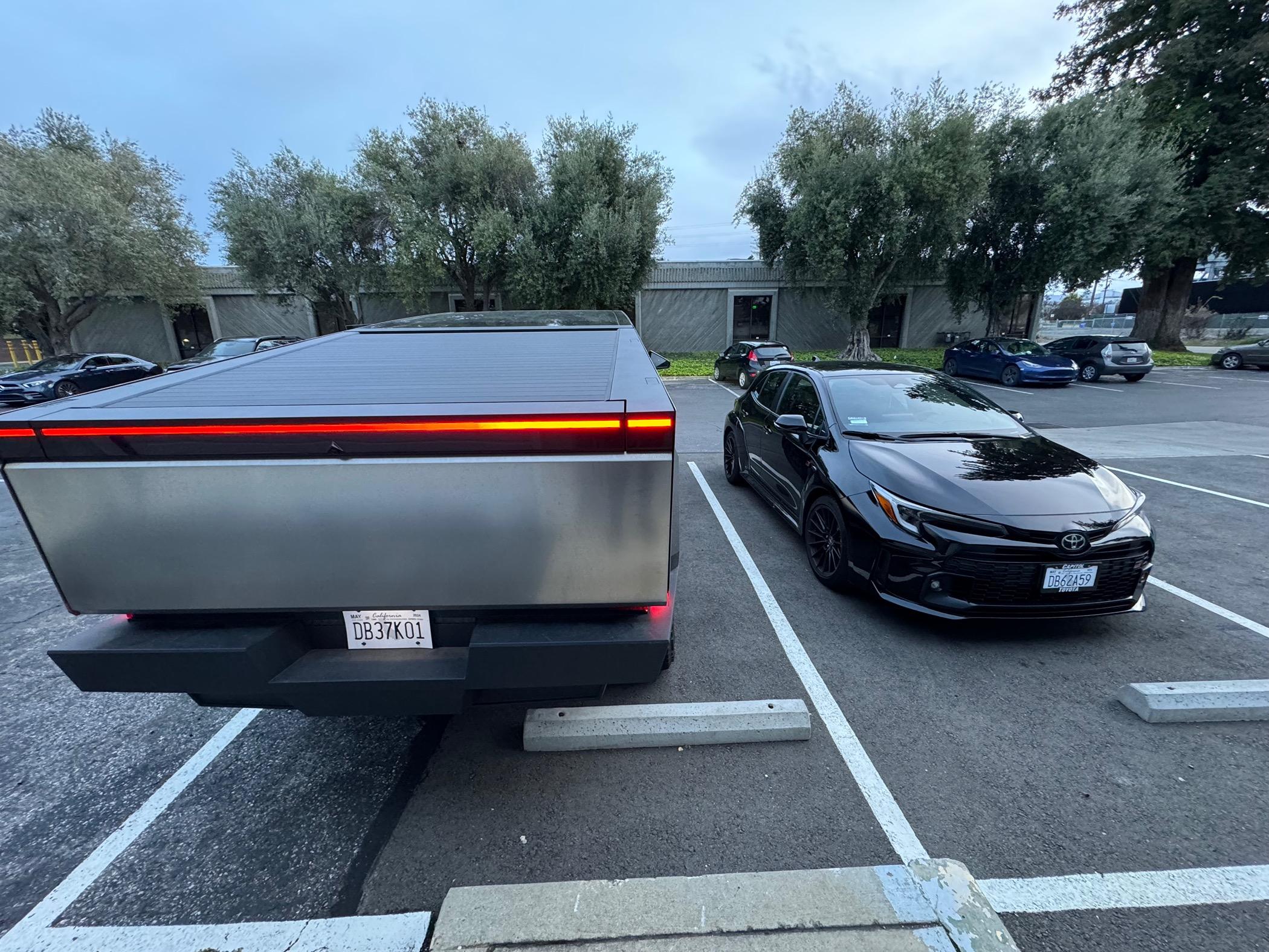 Tesla Cybertruck My Only WTF moment in 3 weeks of ownership IMG_7764