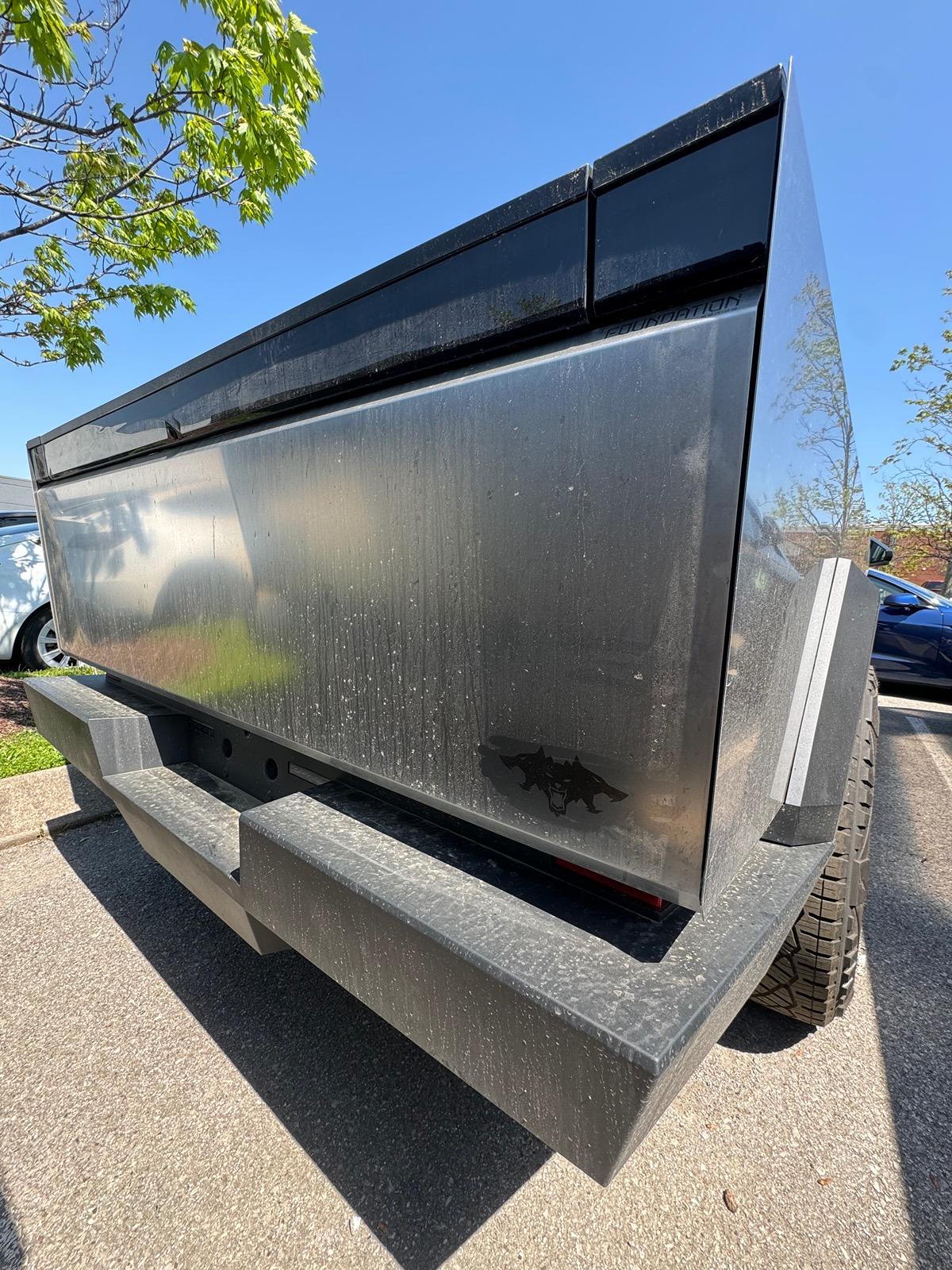 Tesla Cybertruck TN Deliveries Now Starting -- 5 Cybertrucks delivered in Nashville, Tennessee IMG_1284