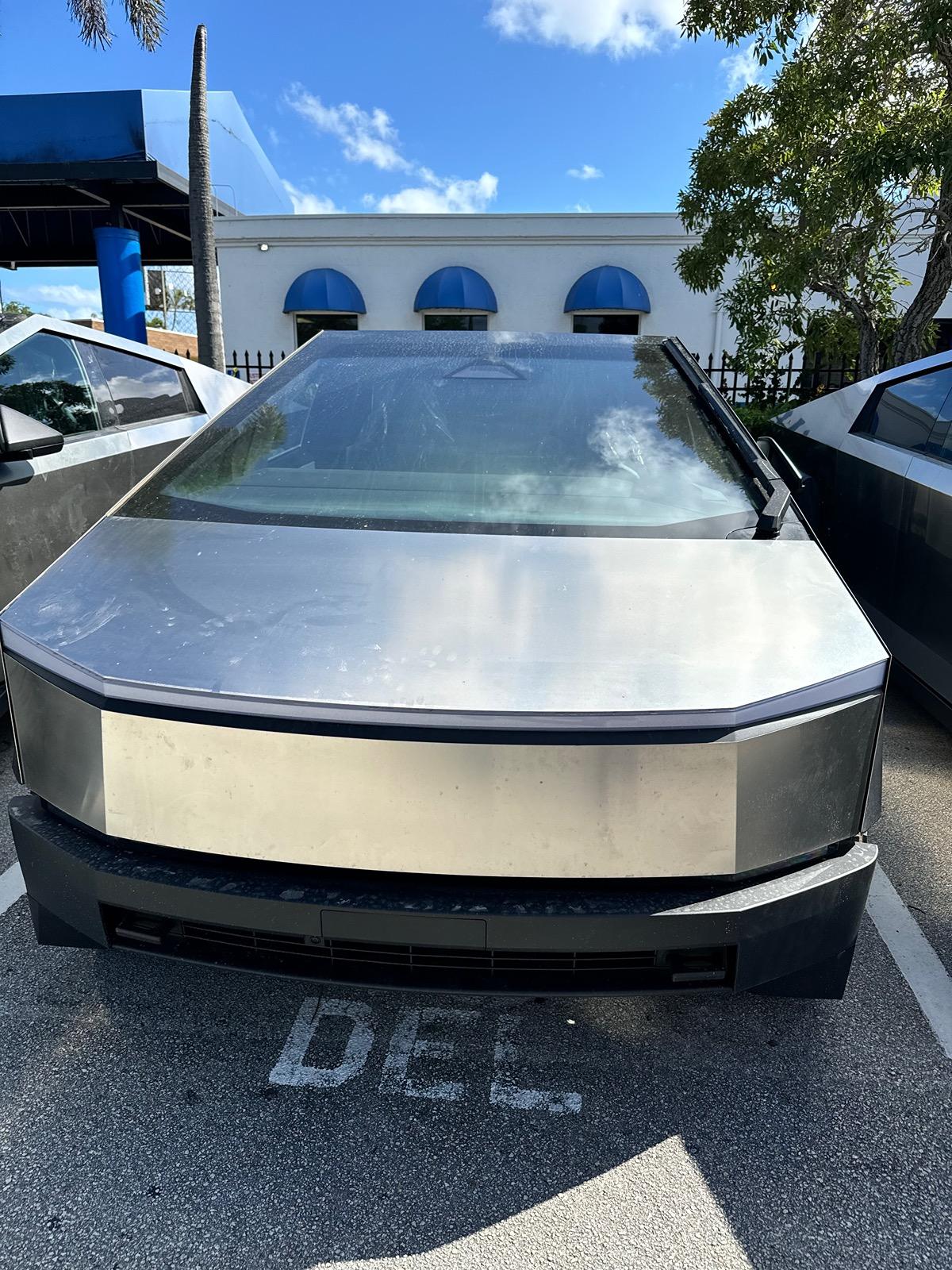 Tesla Cybertruck Cybertruck Delivery Hold Until April 23 -- Tesla Dealership Associate IMG_0717