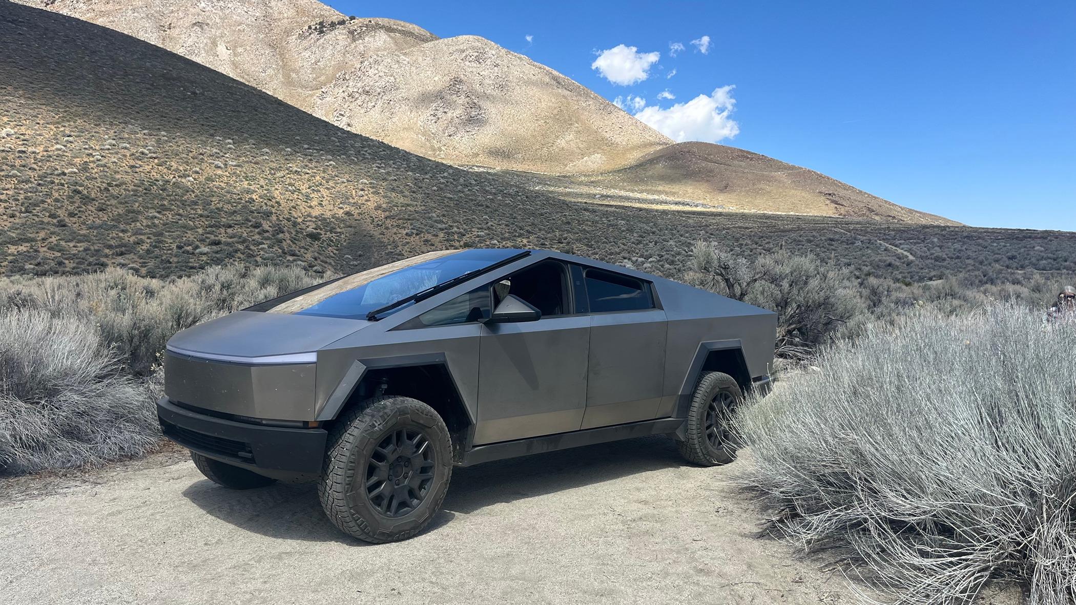 Tesla Cybertruck Cybertruck offroad performance review by pro off-road racer Emme Hall IMG_0690