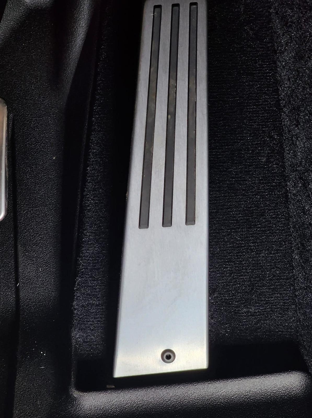 Tesla Cybertruck Accelerator pedal fix by Tesla Service Center (photo) IMG_5422