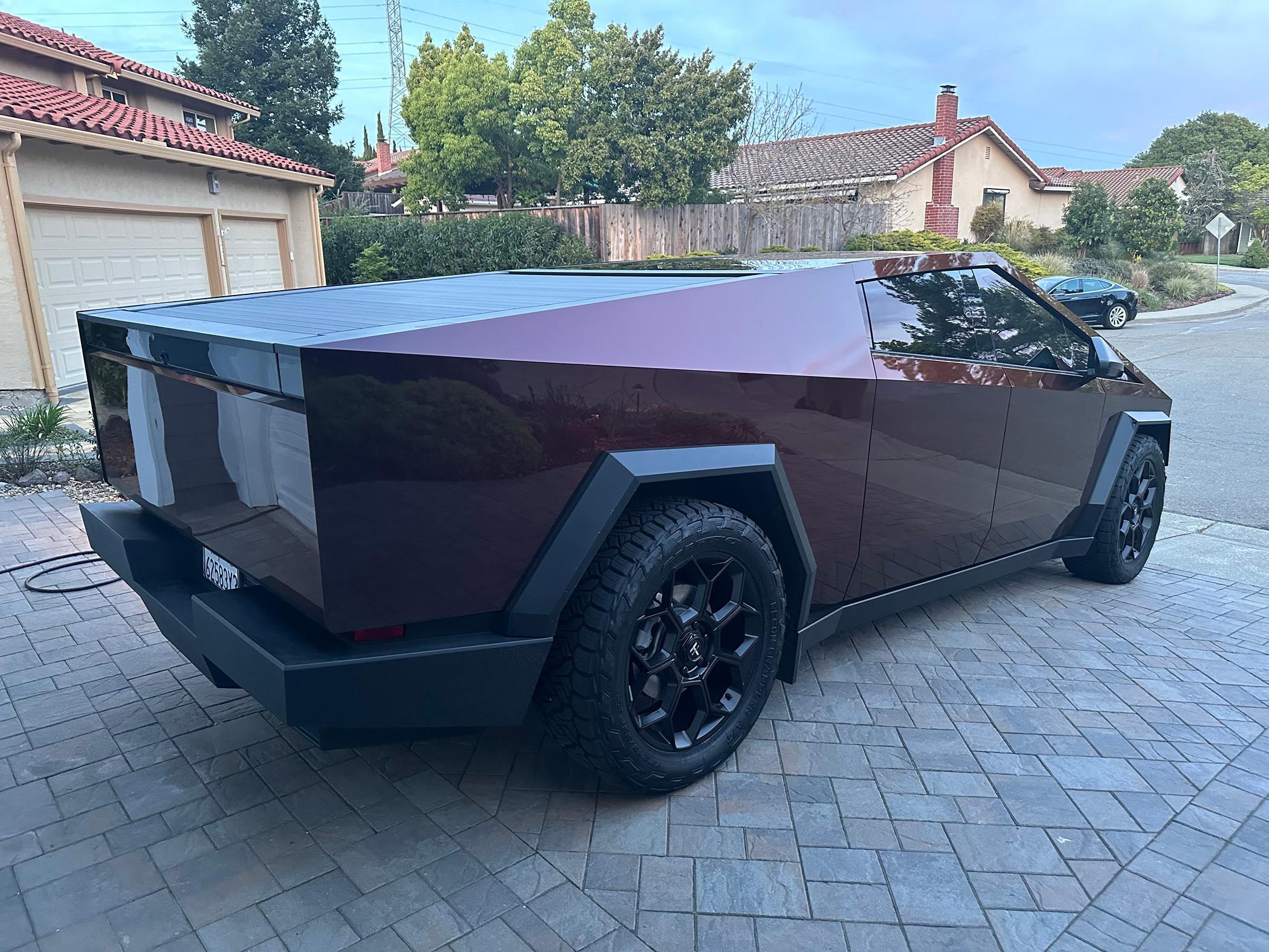 Tesla Cybertruck Daily random Cybertruck photos thread - Post Yours! 📸 🤳 image_50413569.JPG