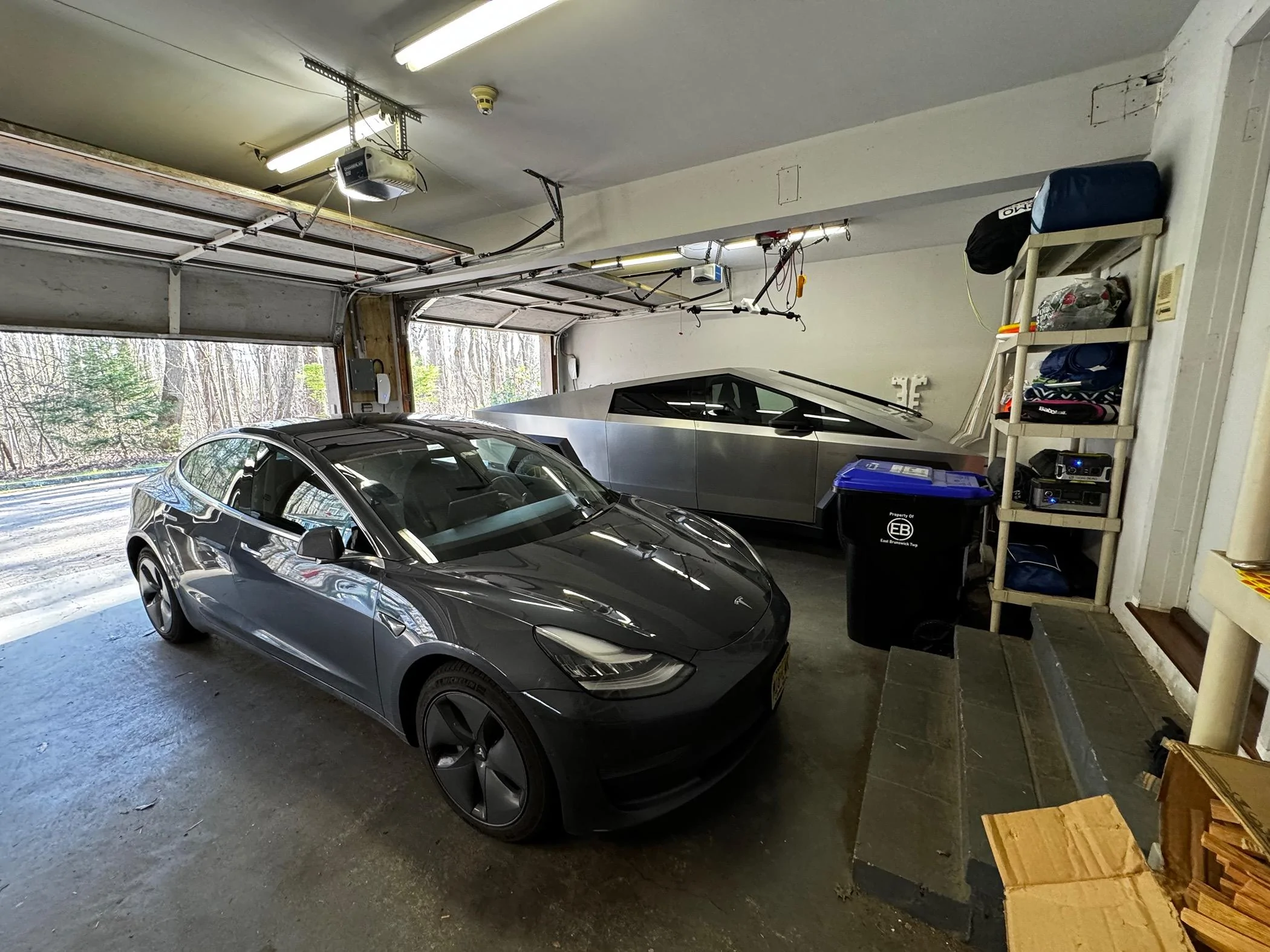 Tesla Cybertruck Daily random Cybertruck photos thread - Post Yours! 📸 🤳 IMG_1280