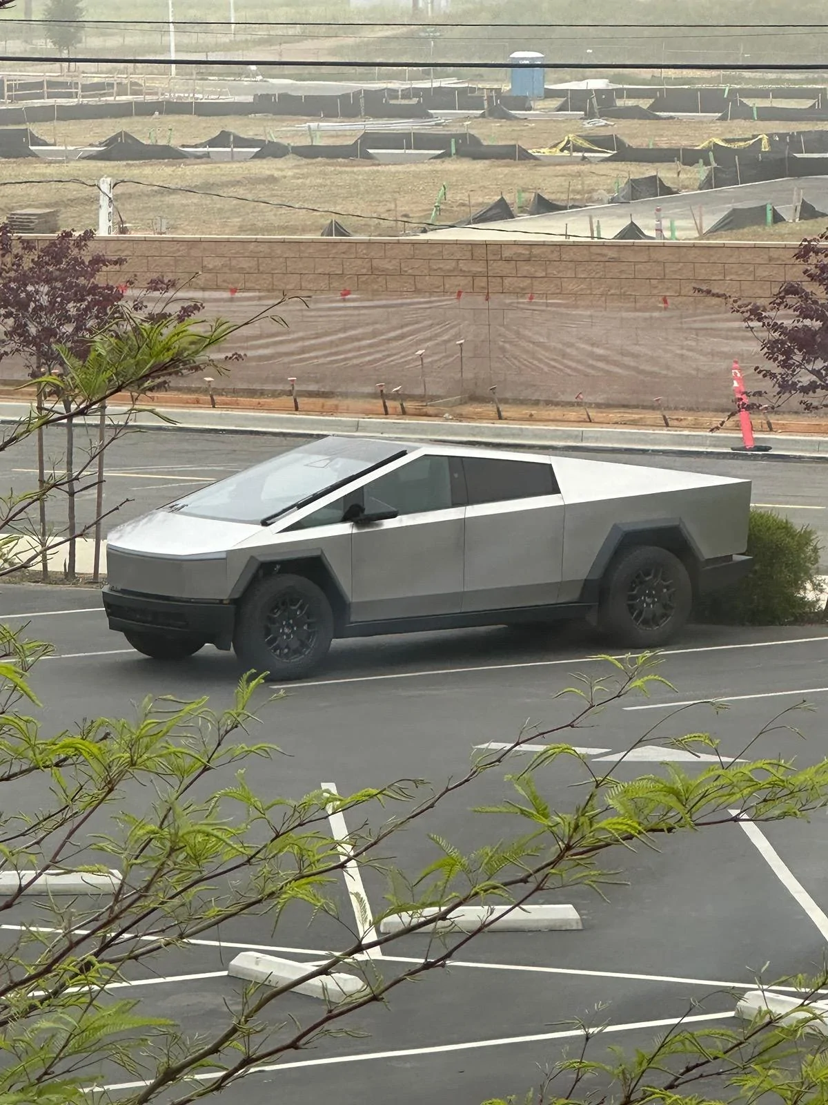 Tesla Cybertruck Daily random Cybertruck photos thread - Post Yours! 📸 🤳 IMG_5817