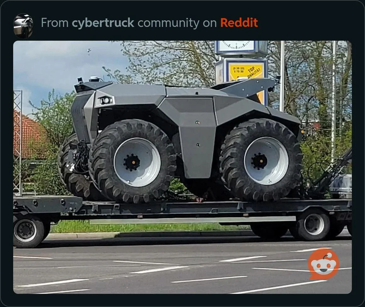 Tesla Cybertruck CyberTractor 🤣 IMG_4653